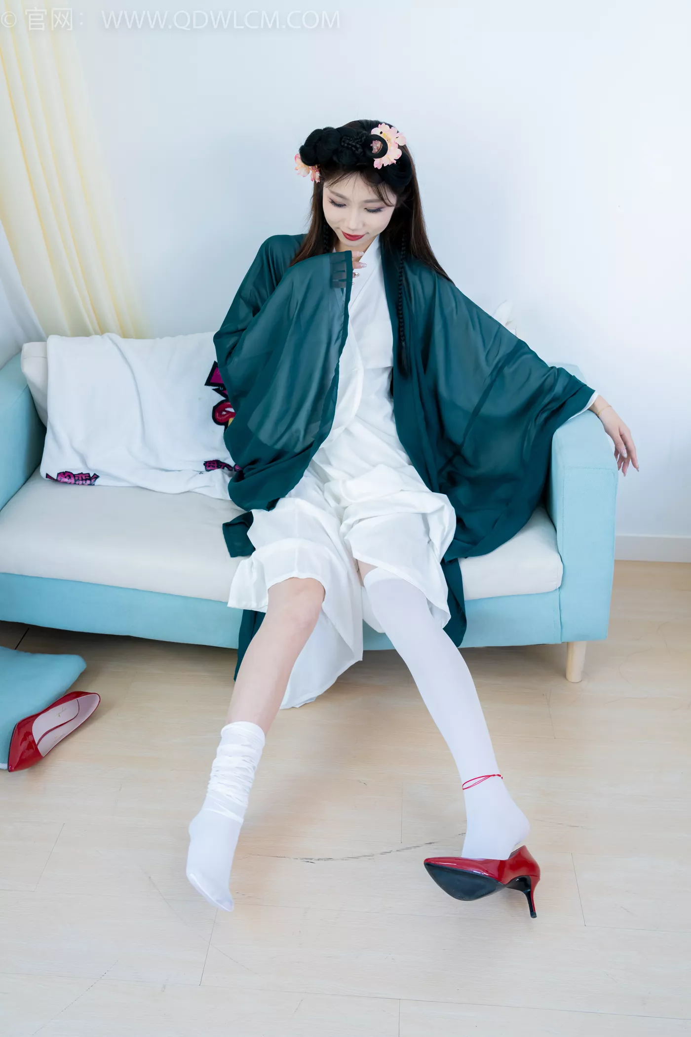 图片[7]-精选勿恋传媒 NO.2212 泡泡-一滴泪[200P]-草丛看图