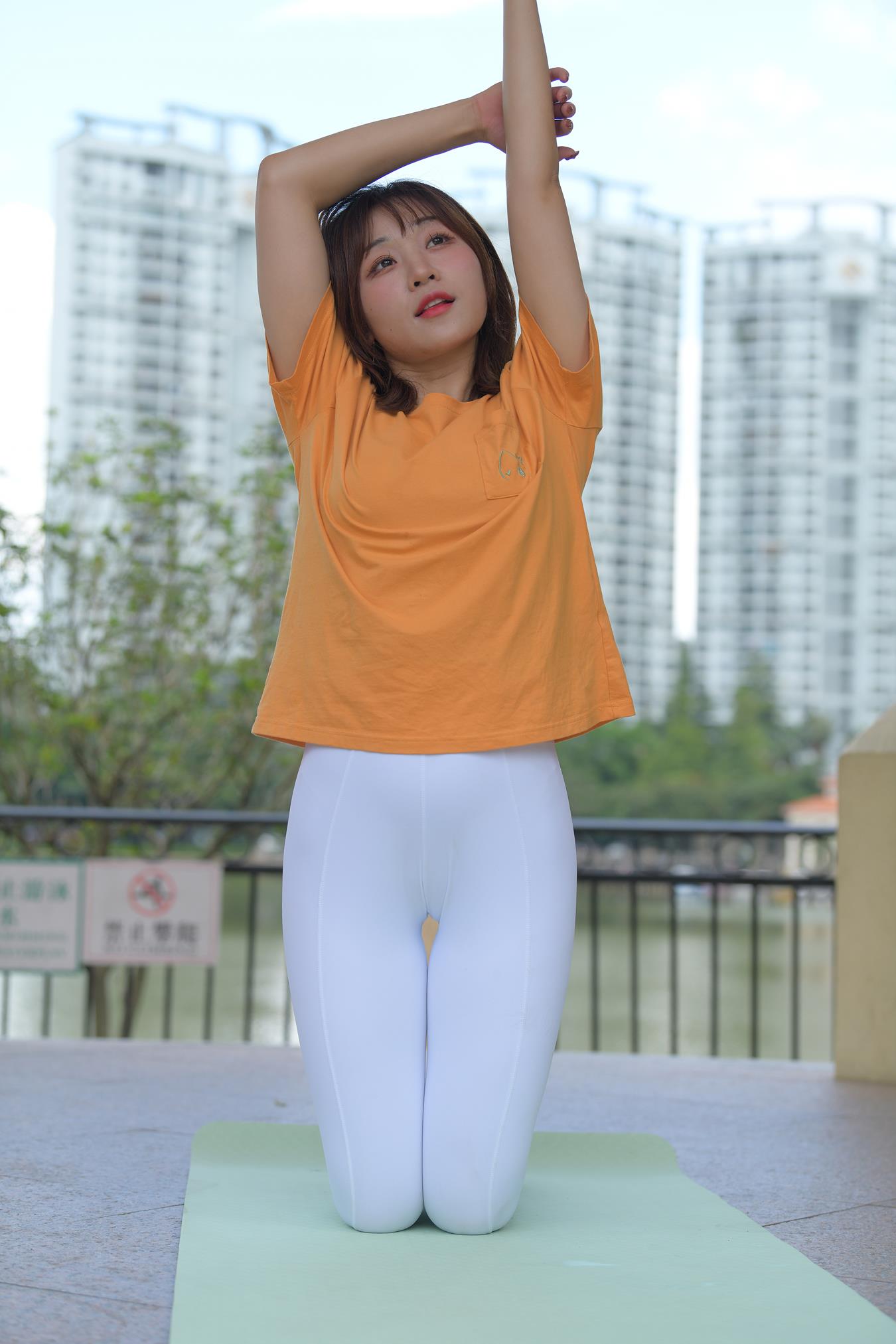 图片[4]-精选唯美街拍 NO.1195 阳光明媚的下午，她迟到了（8）[65P]-草丛看图