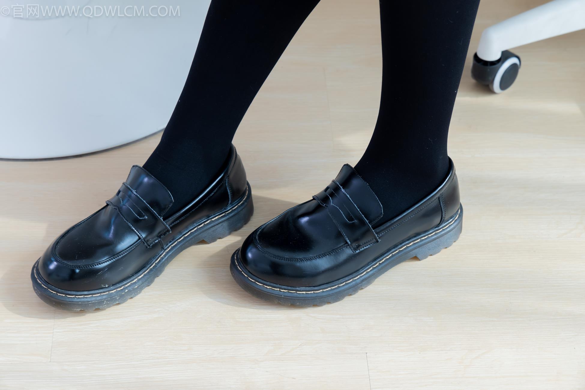 图片[3]-精选勿恋传媒 NO.2163 泡泡-重回校园[82P]-草丛看图