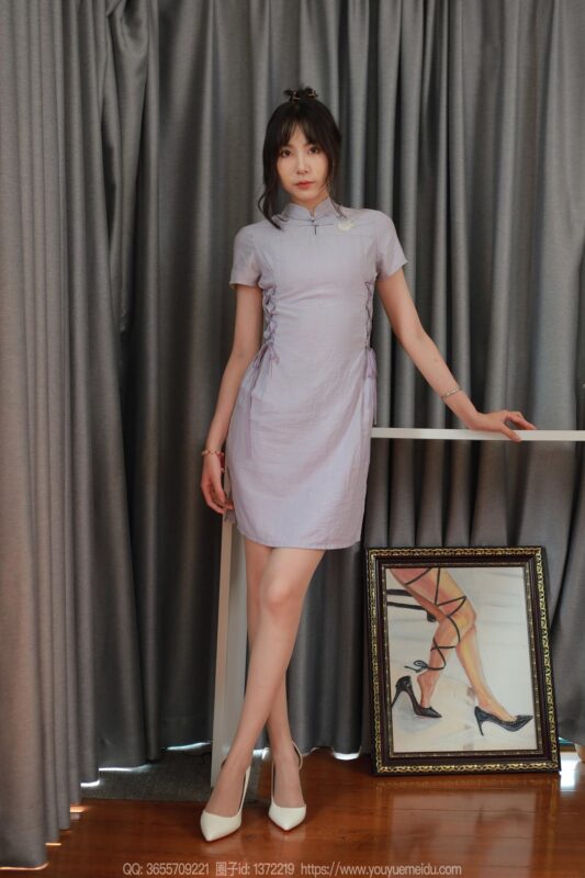 精选[IESS异思趣向] 2024.09.30 丝享家1859：团团《素色旗袍 》[89P]-草丛看图