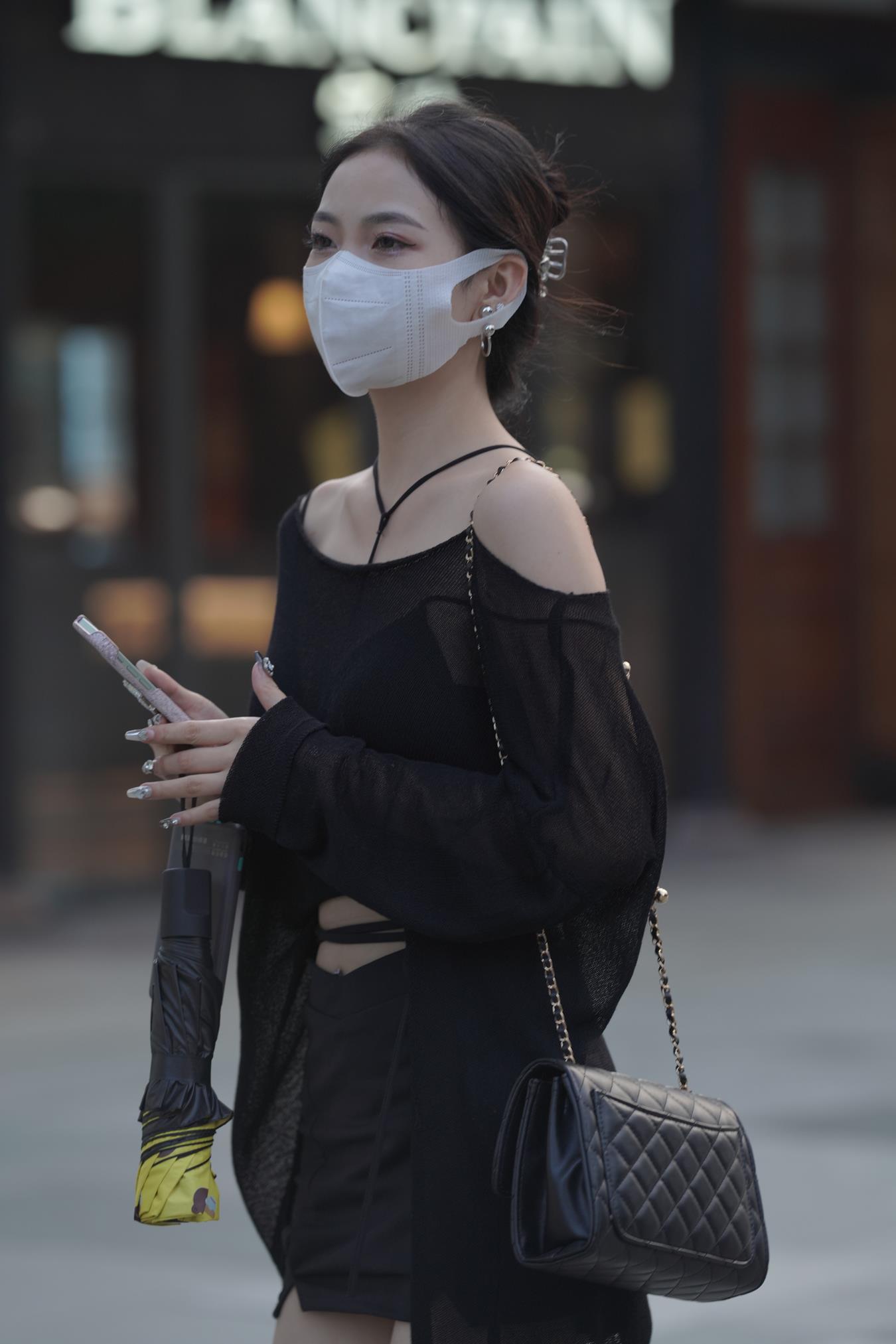 图片[5]-精选唯美街拍 NO.1202 – 漂亮小解解 [137P]-草丛看图