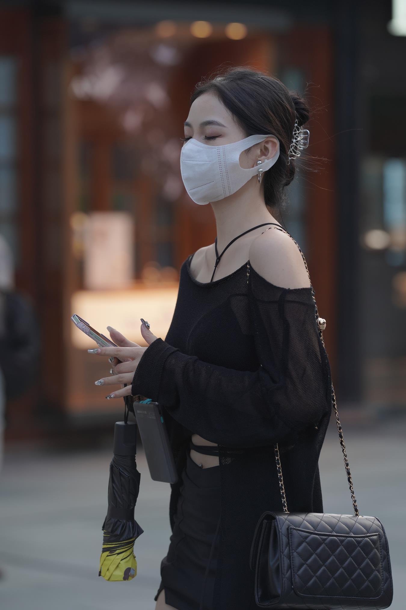 图片[7]-精选唯美街拍 NO.1202 – 漂亮小解解 [137P]-草丛看图