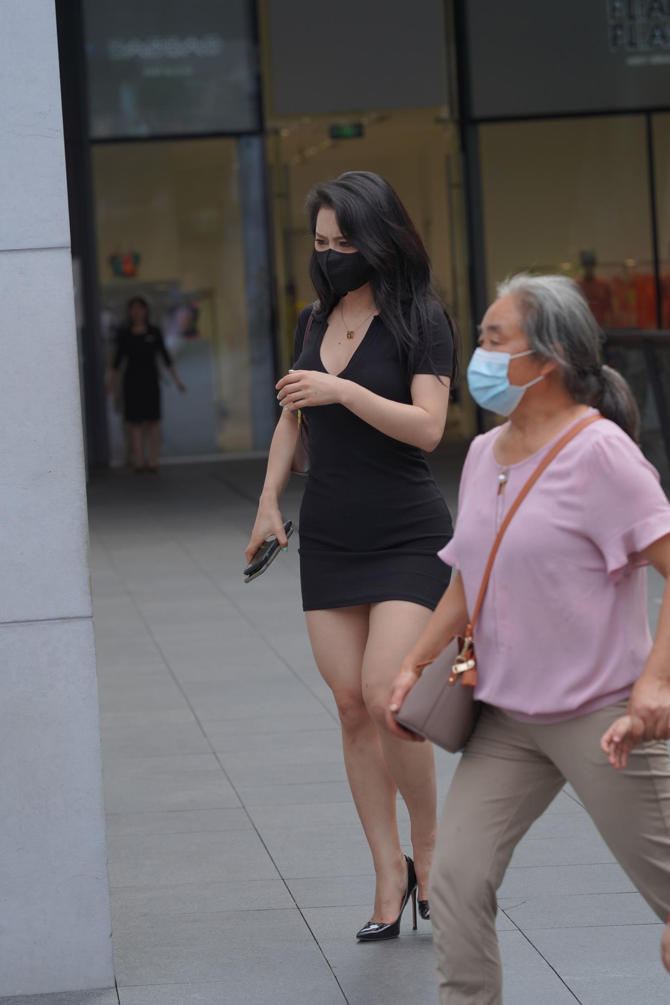 图片[8]-精选唯美街拍 NO.1200 – 浪漫风韵的女人 [65P]-草丛看图