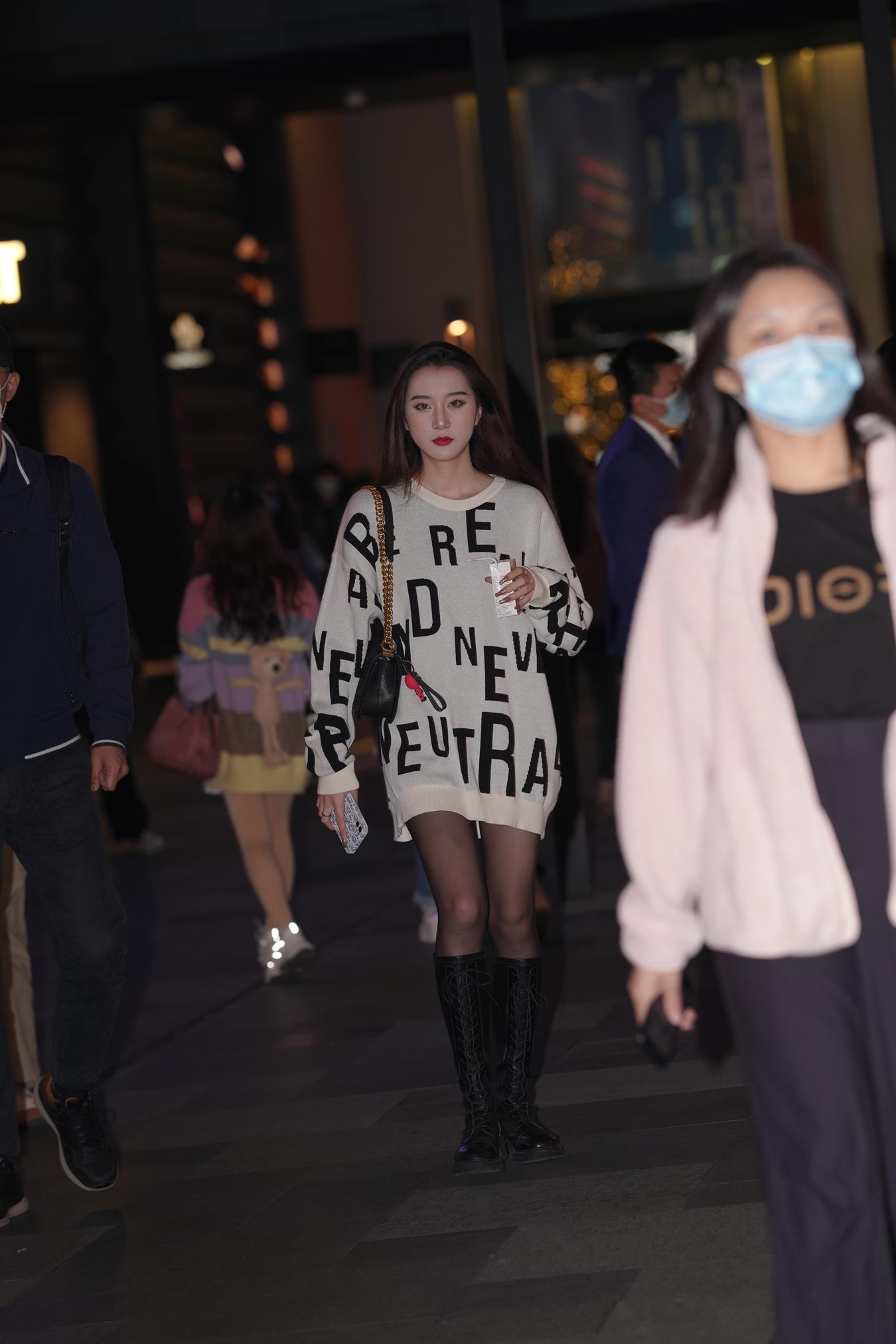 图片[5]-精选唯美街拍 NO.1169 气质高冷美女 [42P]-草丛看图