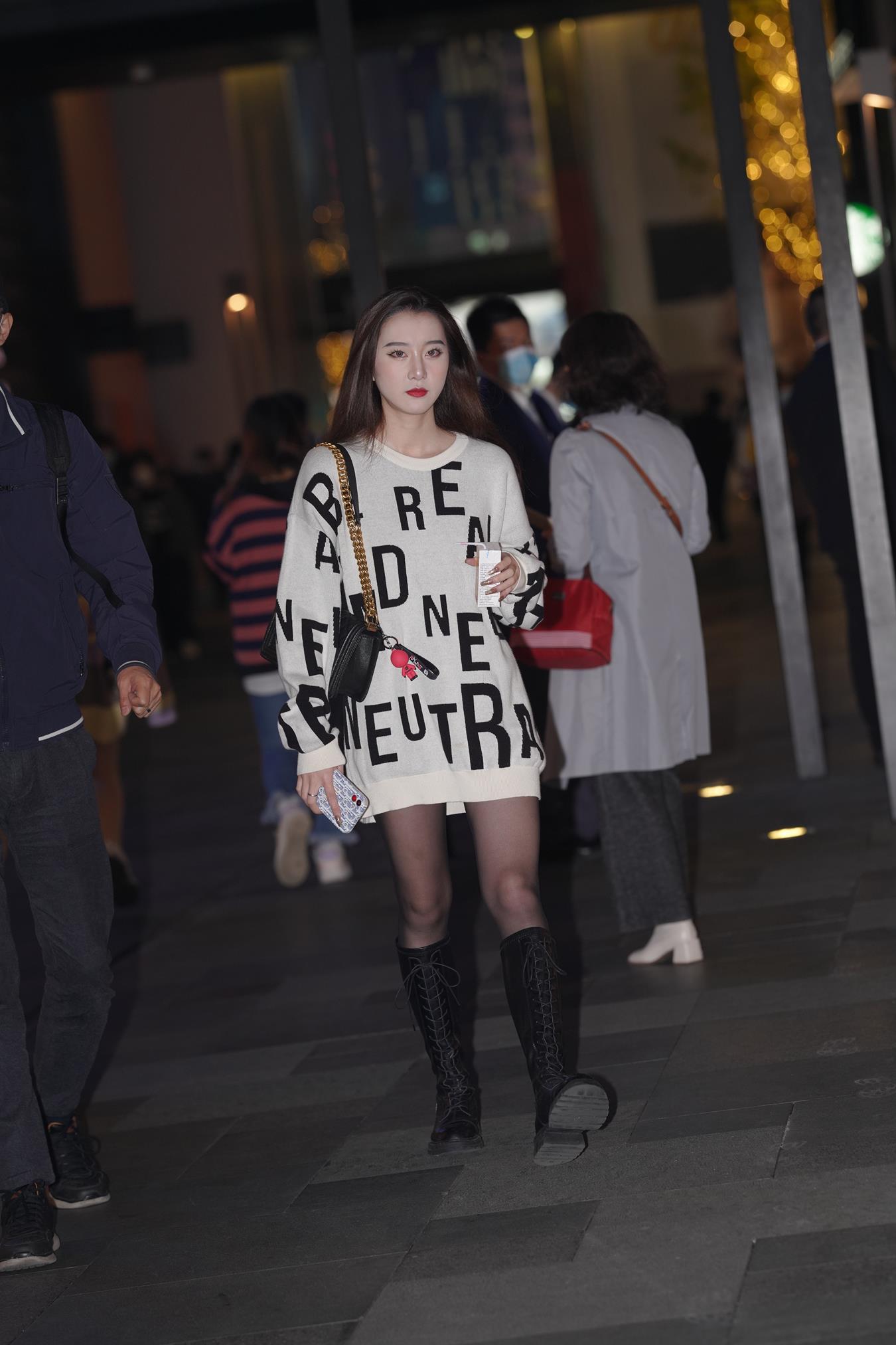 图片[6]-精选唯美街拍 NO.1169 气质高冷美女 [42P]-草丛看图