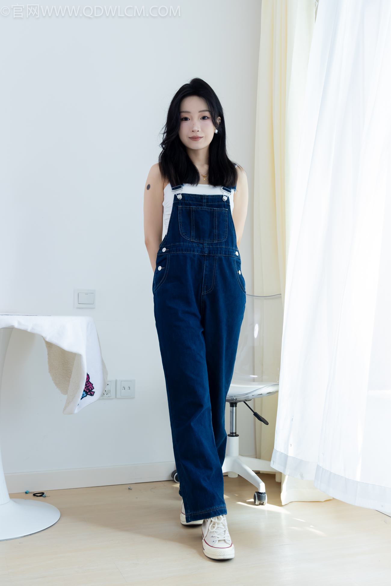 图片[3]-精选勿恋传媒 NO.2152 嘟嘟-云卷云舒[140P]-草丛看图