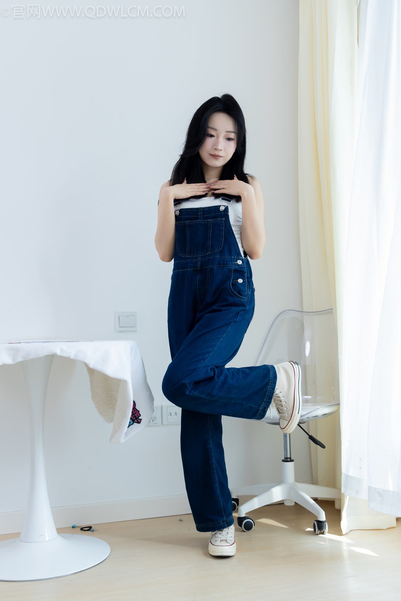 图片[4]-精选勿恋传媒 NO.2152 嘟嘟-云卷云舒[140P]-草丛看图