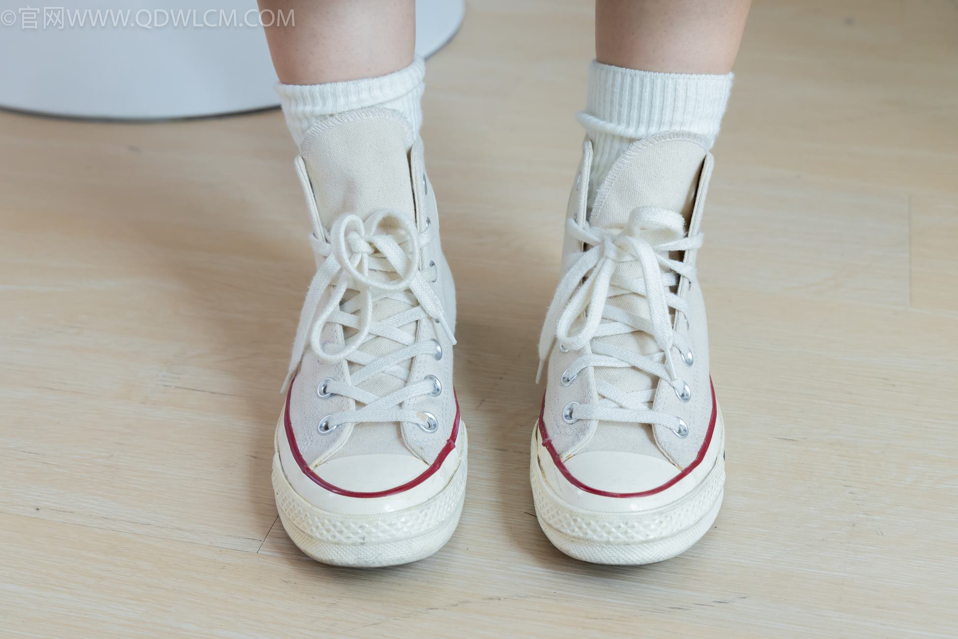 图片[5]-精选勿恋传媒 NO.2152 嘟嘟-云卷云舒[140P]-草丛看图