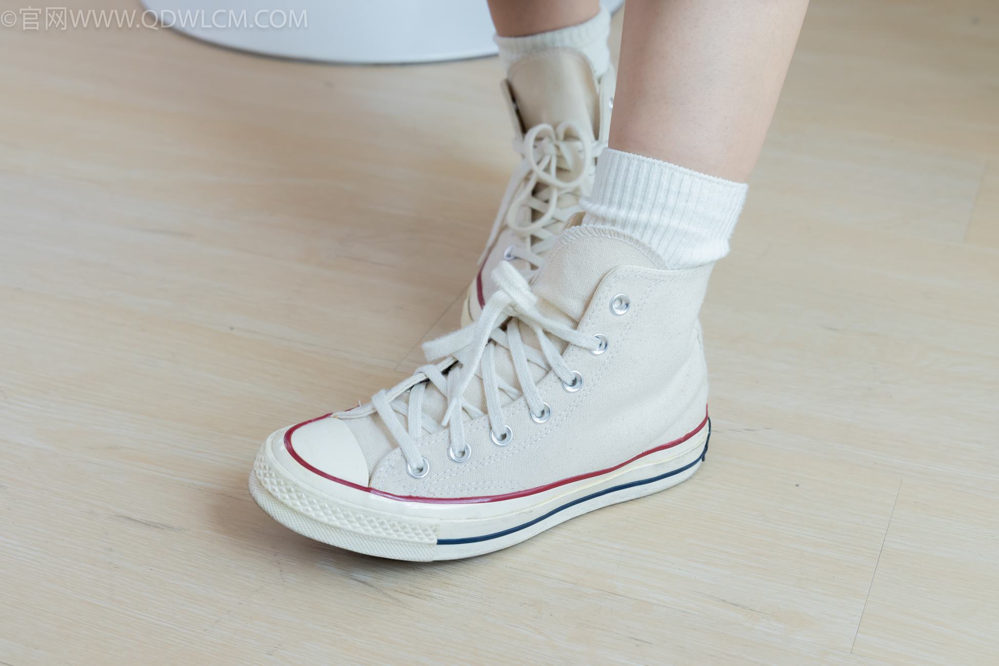 图片[7]-精选勿恋传媒 NO.2152 嘟嘟-云卷云舒[140P]-草丛看图