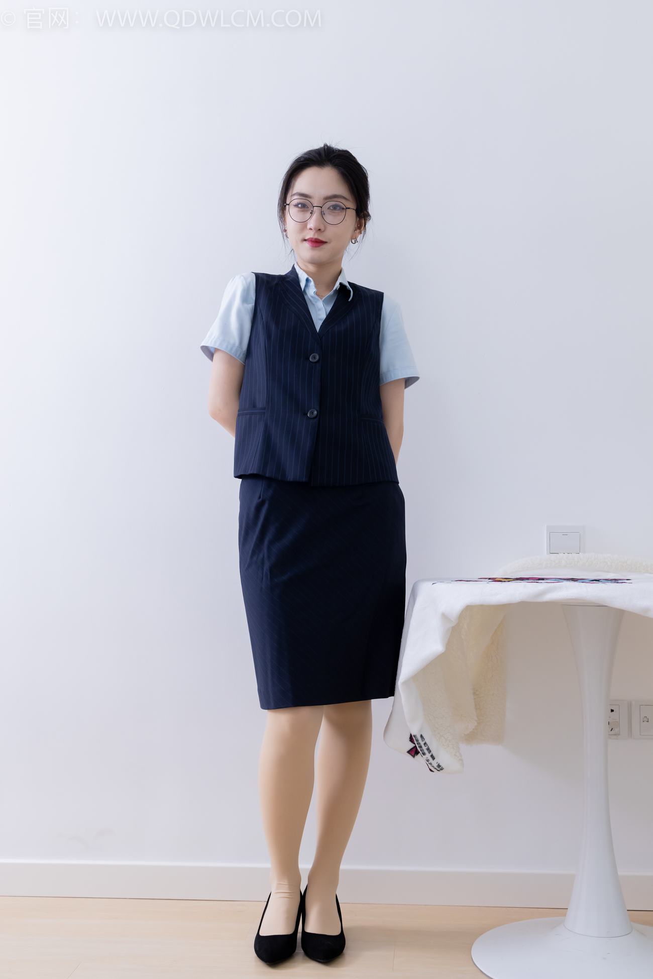 图片[3]-精选勿恋传媒 NO.2134 川川-川流不息（盲盒1）[200P]-草丛看图