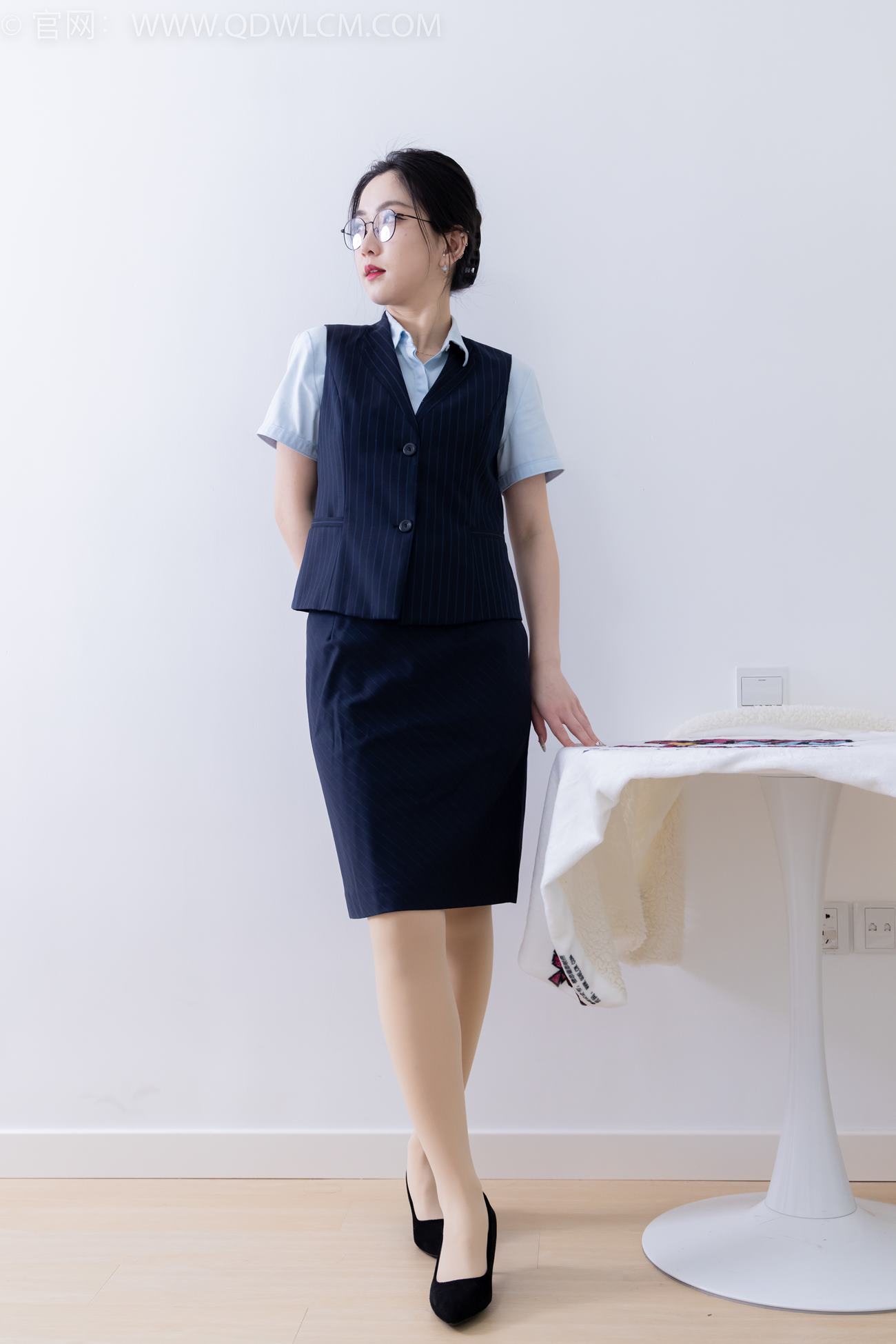 图片[8]-精选勿恋传媒 NO.2134 川川-川流不息（盲盒1）[200P]-草丛看图