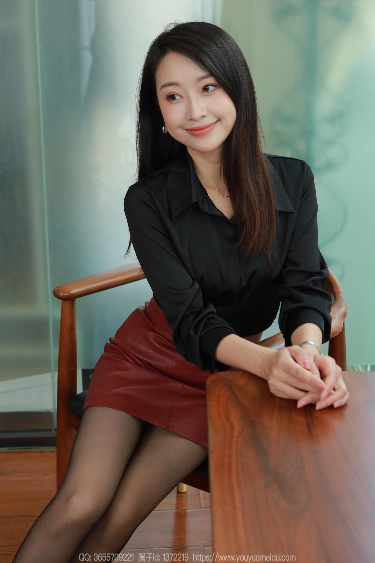 图片[2]-精选[IESS异思趣向] 2024.10.28 丝享家1883：小婕《红棕丽人》[62P]-草丛看图