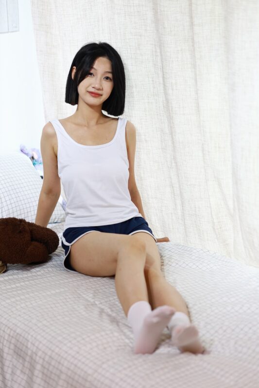 精选绮梦摄影 第012期 Light（无印珍藏版）[152P]-草丛看图