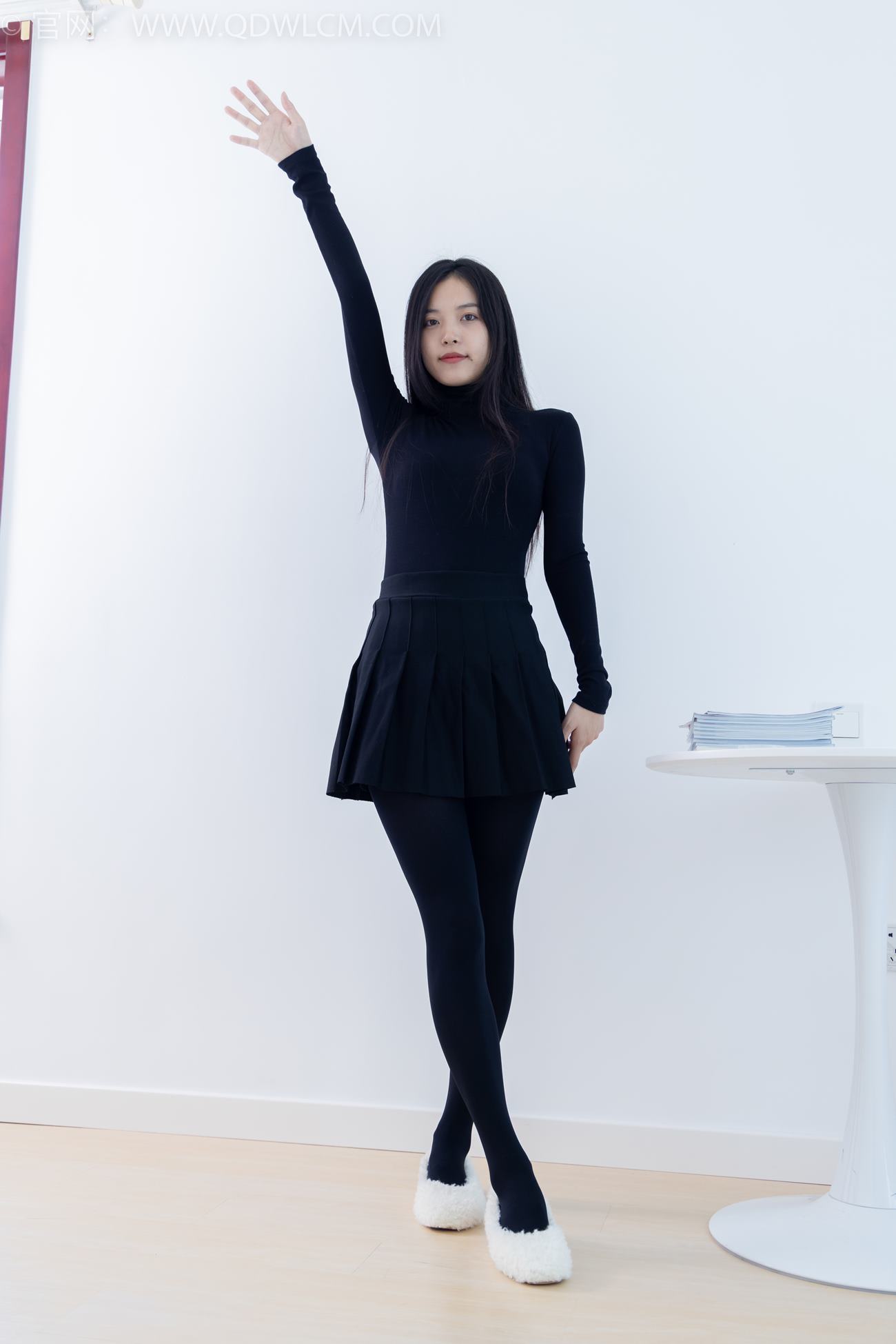 图片[2]-精选勿恋传媒 NO.2137 茯苓-一起出逃[143P]-草丛看图