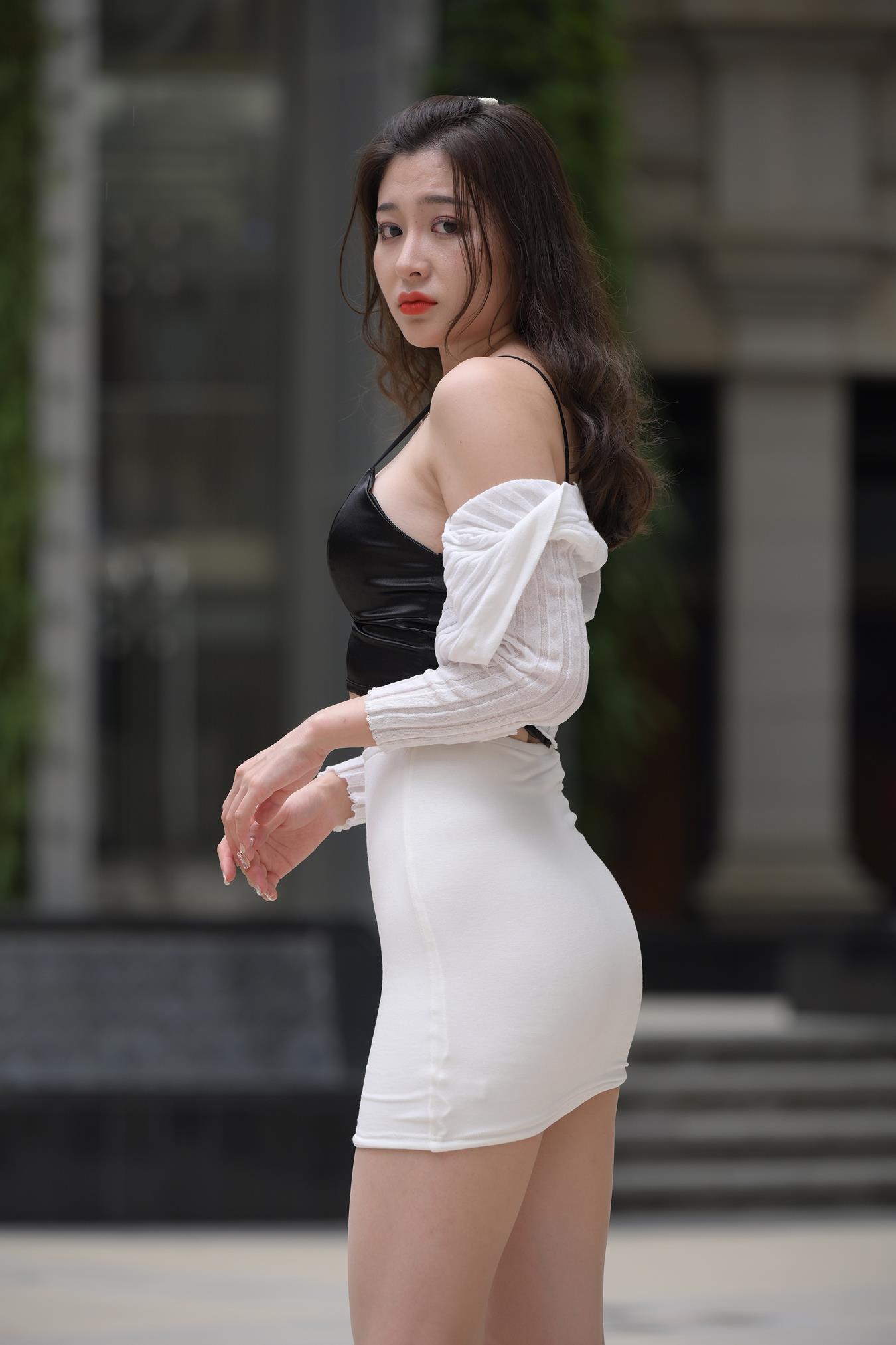 图片[5]-精选唯美街拍 NO.1212 白色包臀裙美女 (6) [84P]-草丛看图