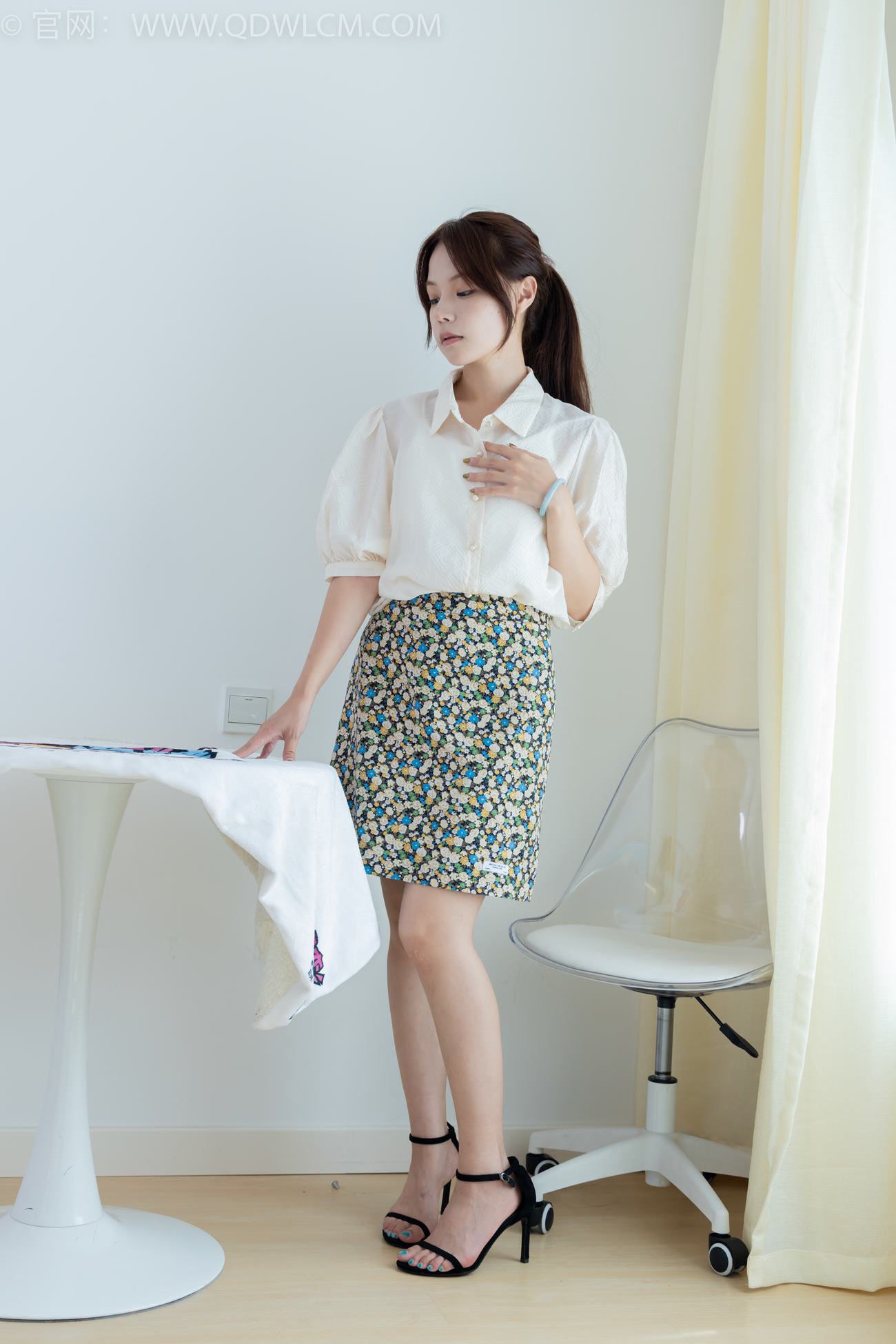 图片[6]-精选勿恋传媒 NO.2127 舒舒-心底的眷恋[150P]-草丛看图