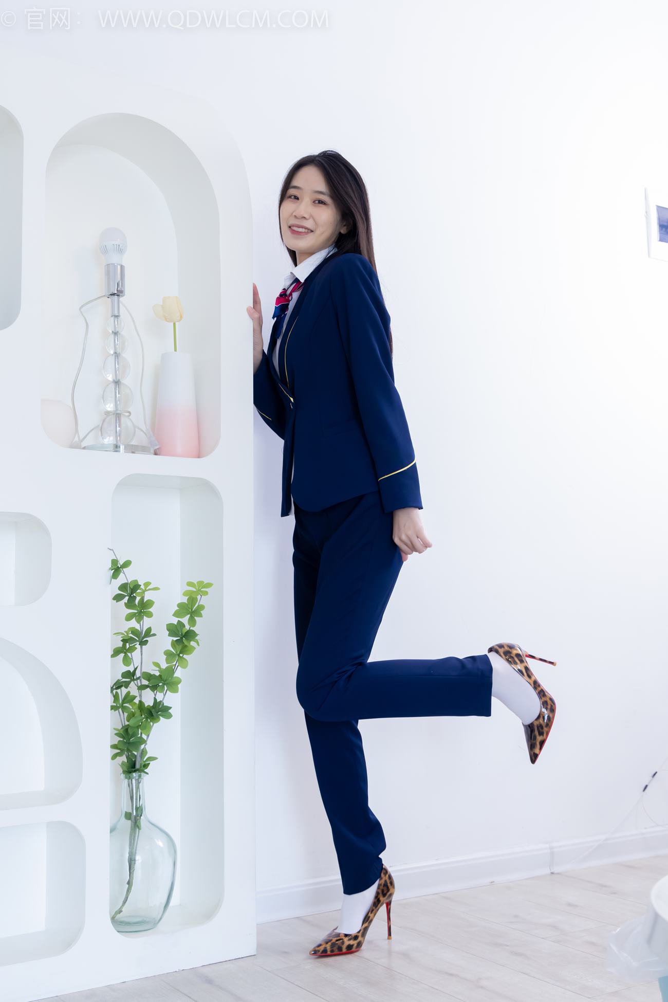 图片[3]-精选勿恋传媒 NO.2156 菜菜-山川与河流[160P]-草丛看图