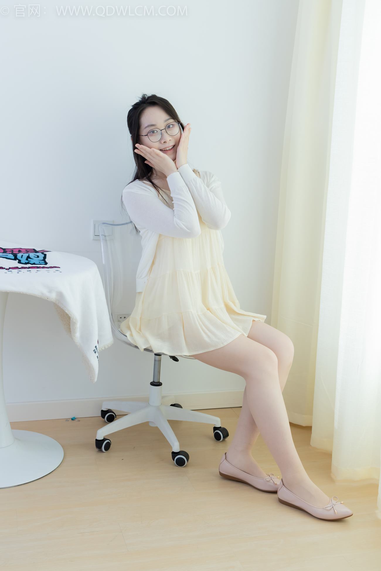 图片[4]-精选勿恋传媒 NO.2155 小新-足够的勇气[111P]-草丛看图