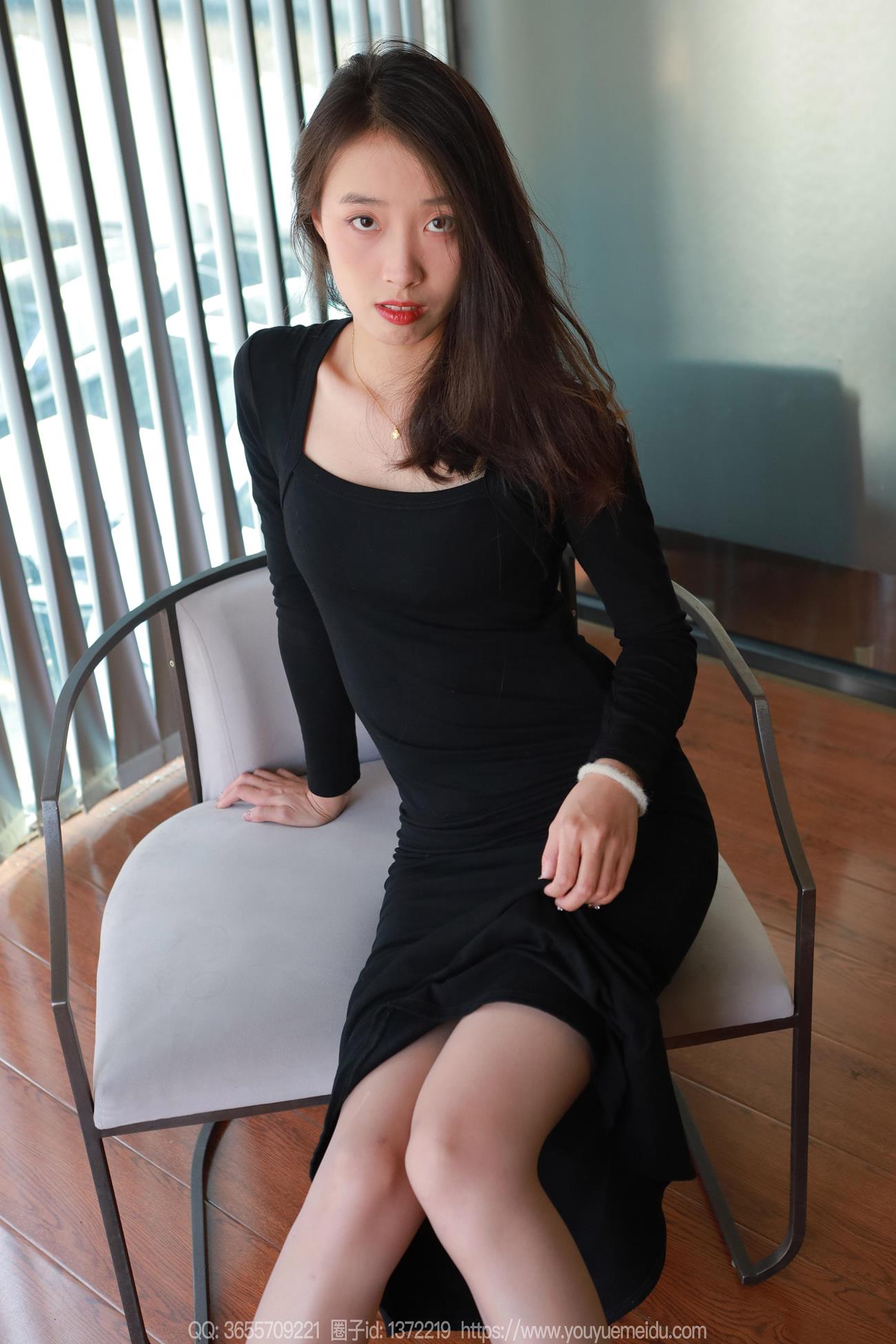 图片[4]-精选[IESS异思趣向] 2024.11.07 丝享家1892：小九《包臀黑裙》[74P]-草丛看图