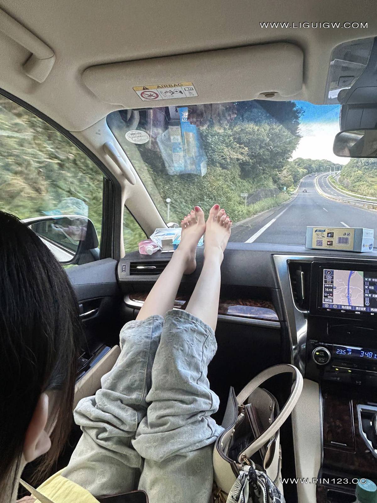 图片[2]-精选[Ligui丽柜]2024.11.14 日本旅拍3 兔子[67P]-草丛看图