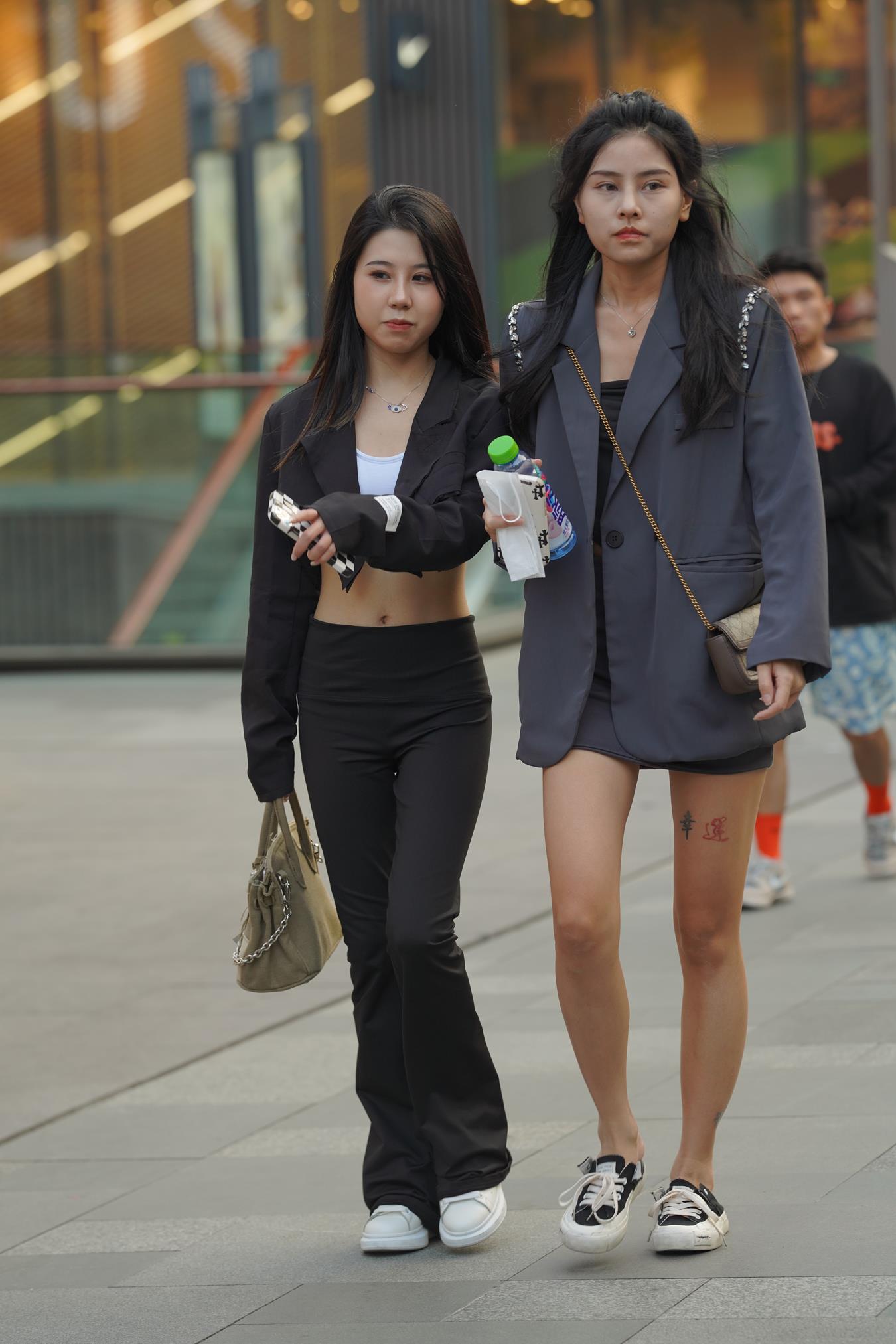 图片[6]-精选唯美街拍 NO.1174  漂亮的裸腿包臀裙小解解（2） [86P]-草丛看图