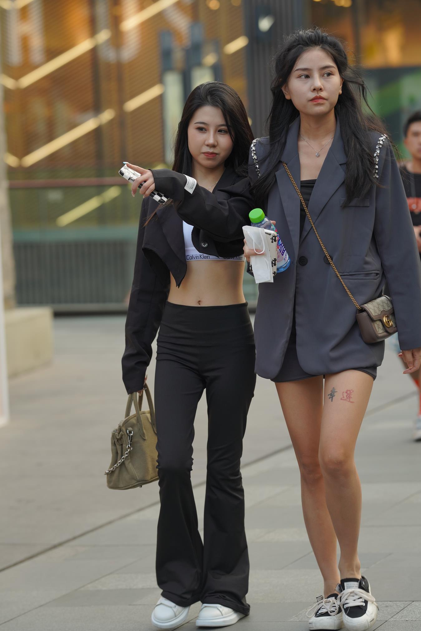 图片[7]-精选唯美街拍 NO.1174  漂亮的裸腿包臀裙小解解（2） [86P]-草丛看图