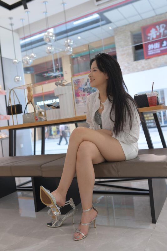 精选唯美街拍 NO.1159 侬本多情 (5) [84P]-草丛看图