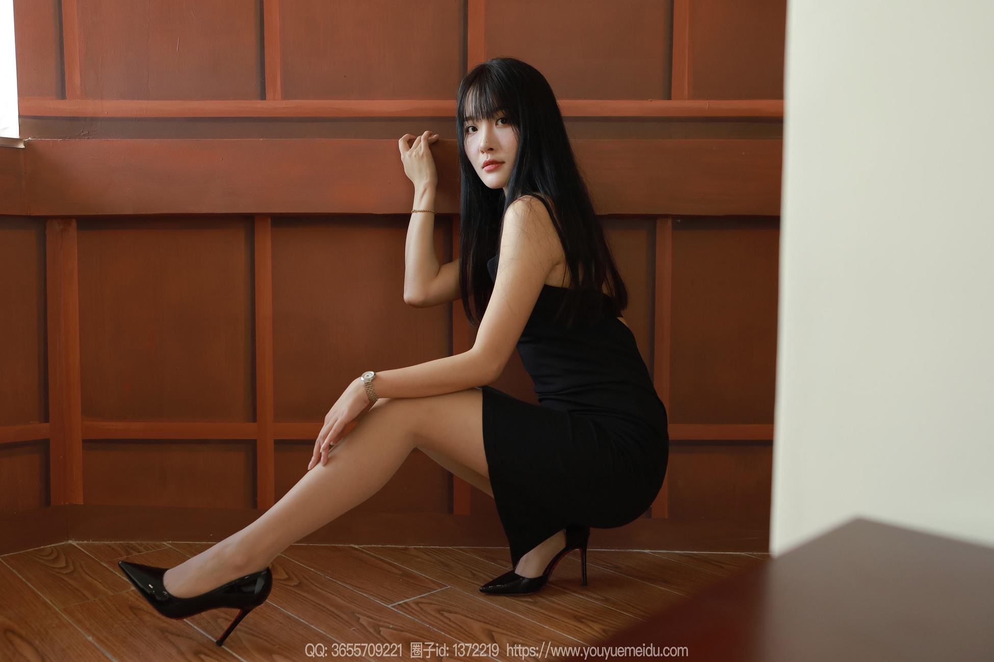 图片[4]-精选[IESS异思趣向] 2024.09.22 丝享家1852：婉萍《黑色礼裙（上）》[90P]-草丛看图