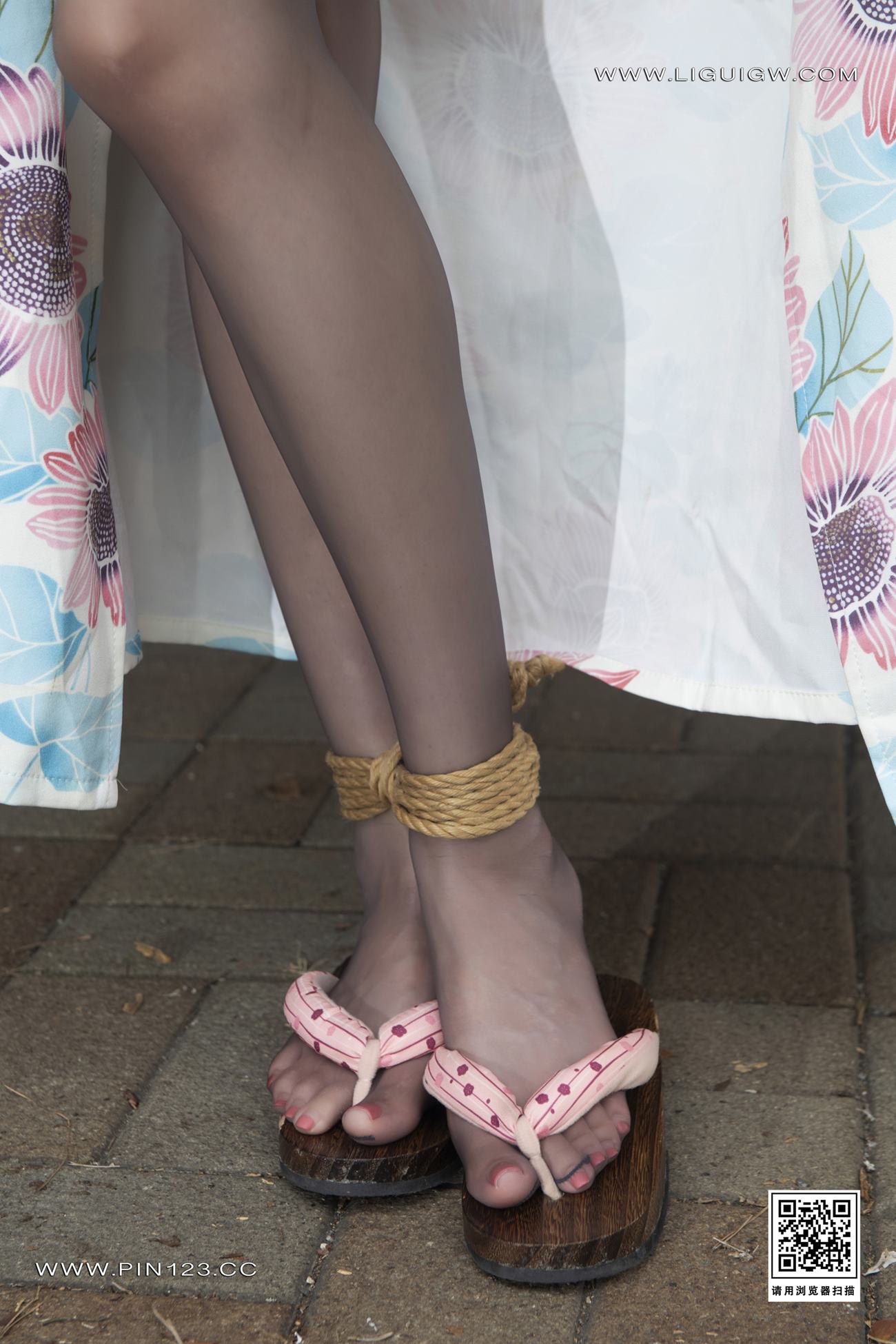 图片[8]-精选[Ligui丽柜]2024.11.01 日本旅拍1 兔子 美束版[16+1P]-草丛看图