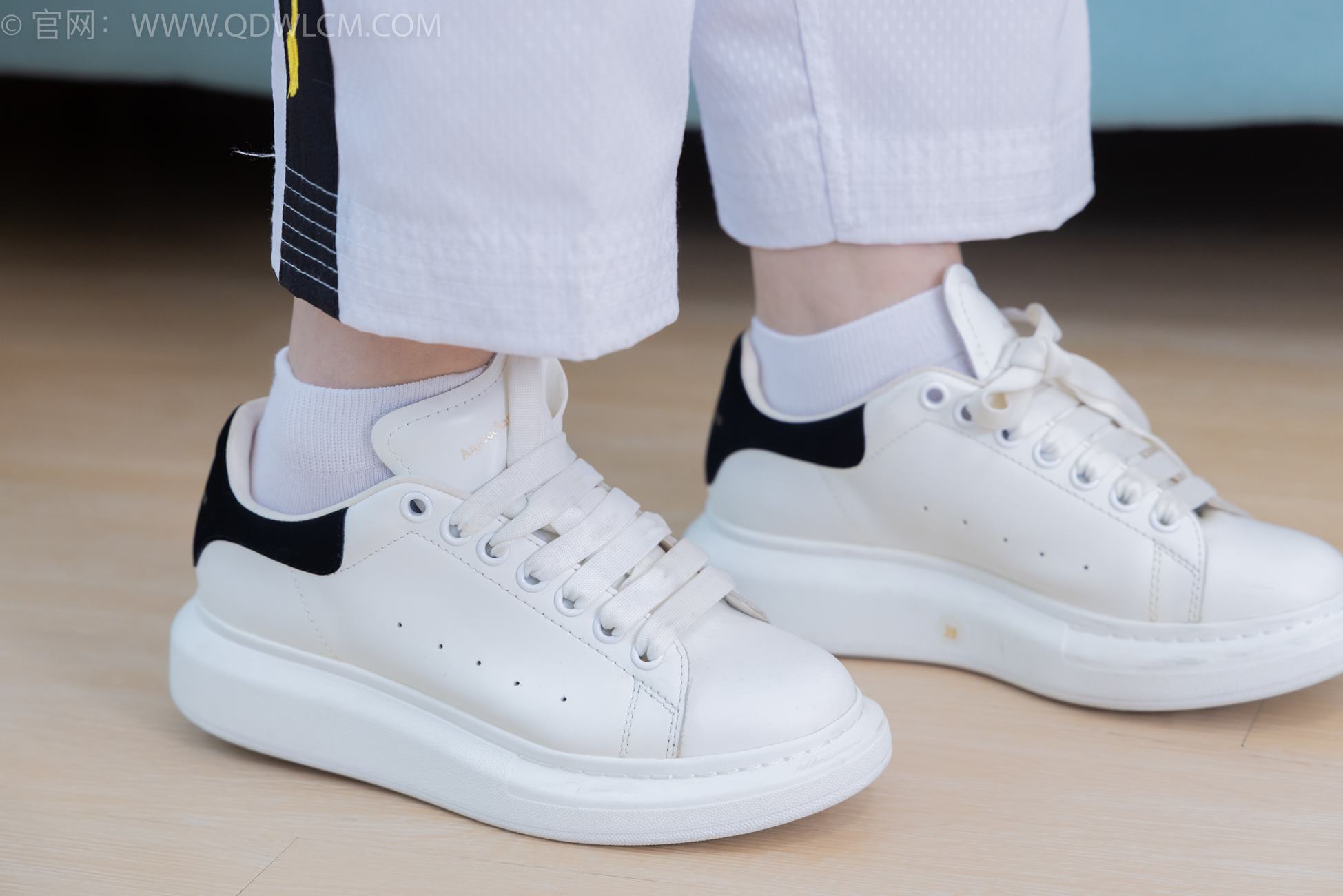 图片[5]-精选勿恋传媒 NO.2128 纱纱-暮色褪尽[165P]-草丛看图