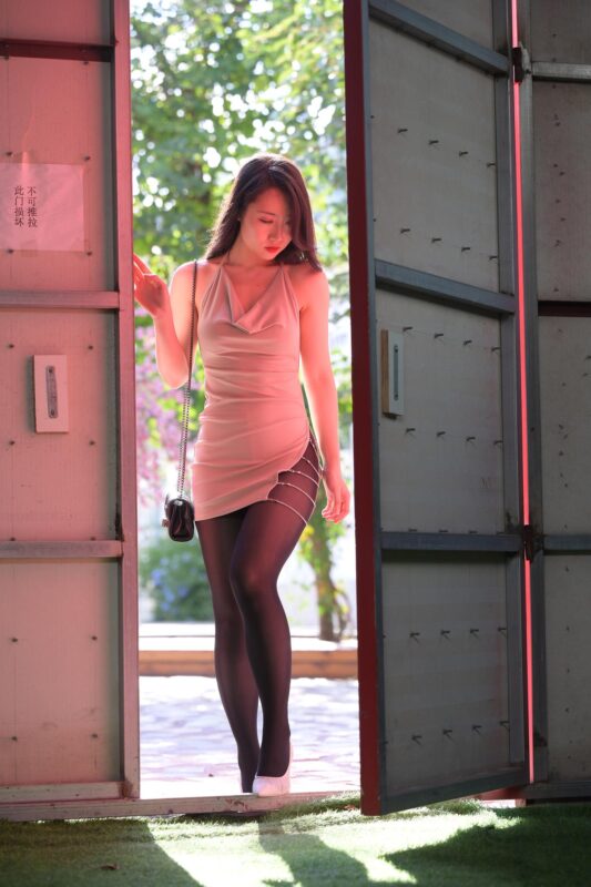 精选唯美街拍 NO.1190 梦里梅花落 （4）[84P]-草丛看图