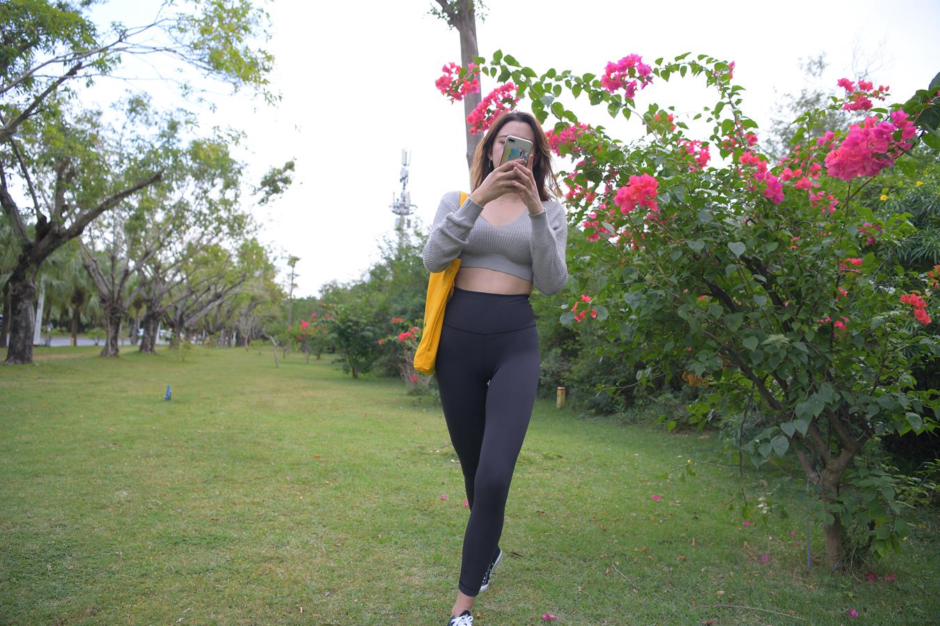 图片[3]-精选唯美街拍 NO.1150 黑色仅身瑜伽裤美女 (1) [84P]-草丛看图