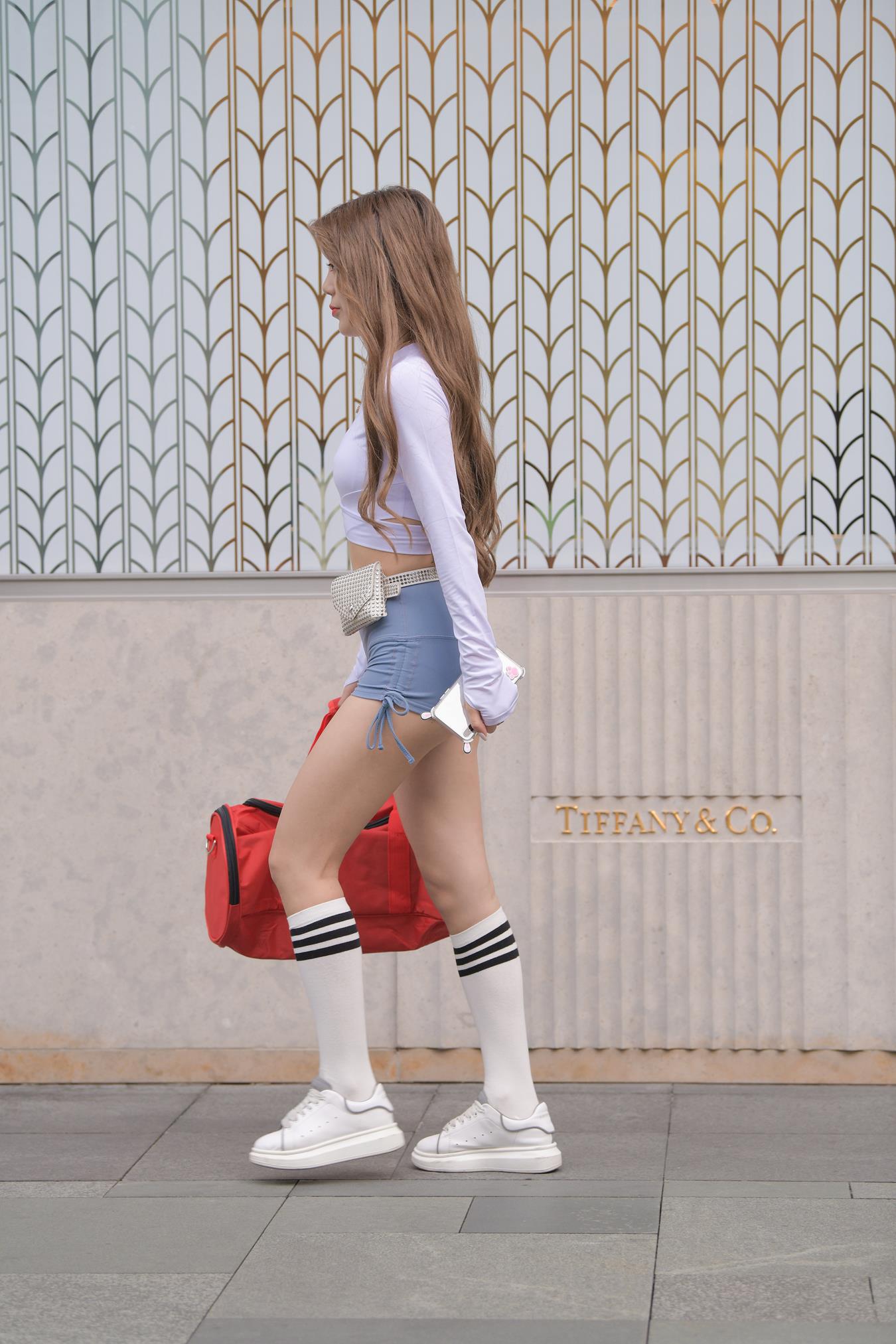 图片[5]-精选唯美街拍 NO.1166 极品蓝色短裤美女 (3) [63P]-草丛看图