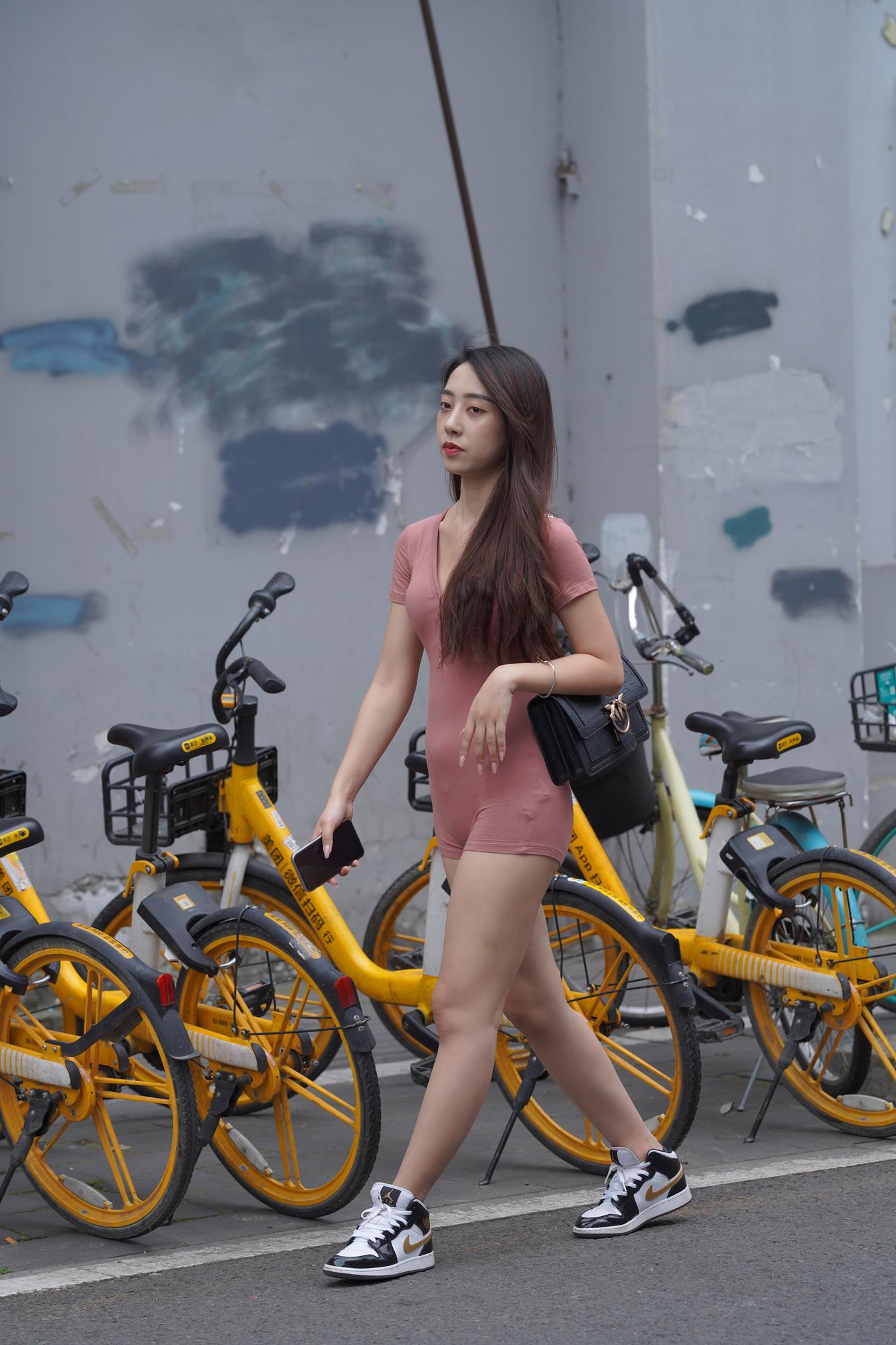 图片[6]-精选唯美街拍 NO.1158  Is It Just Me？(2) [84P]-草丛看图