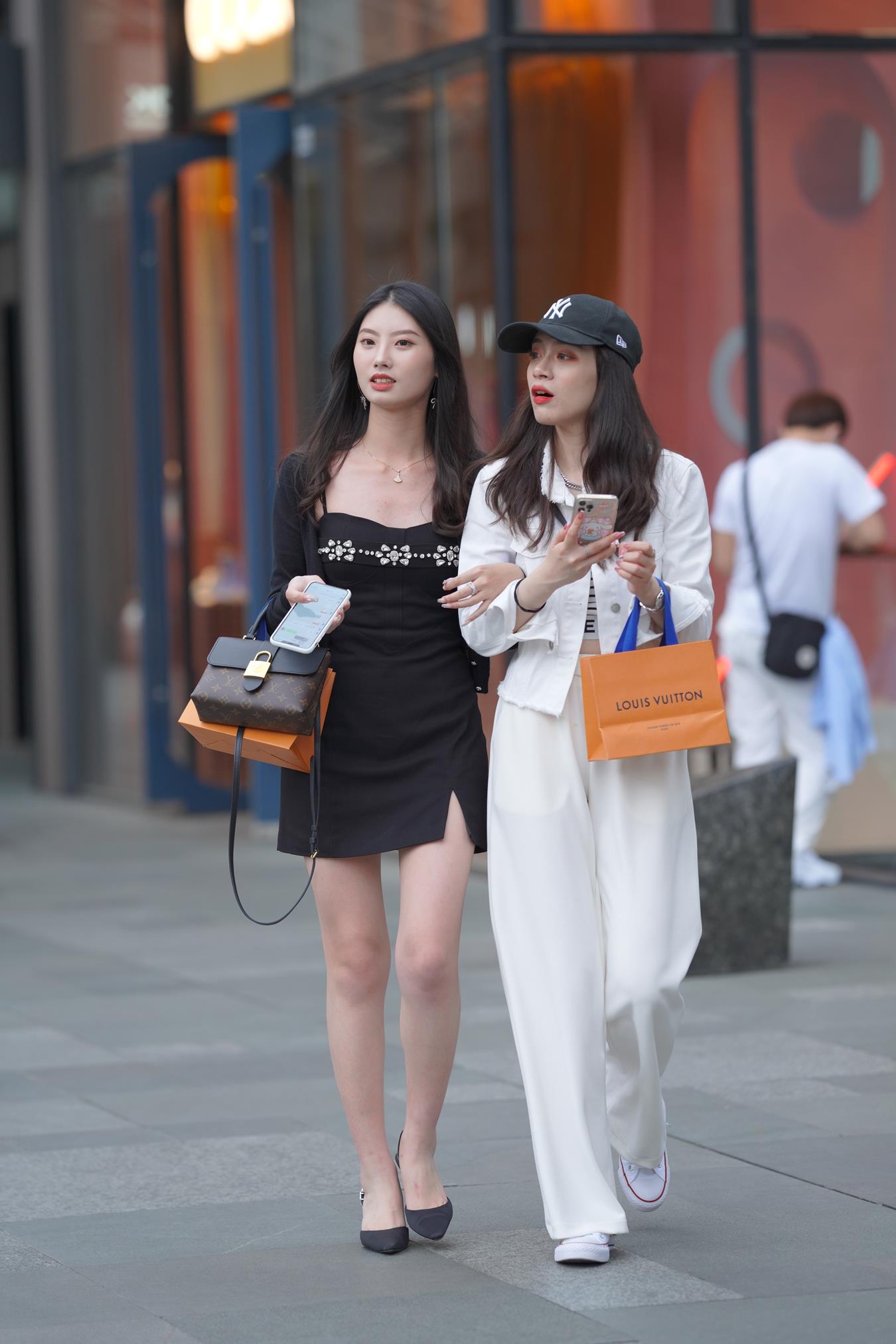 图片[4]-精选唯美街拍 NO.1167 气质美女3 [33P]-草丛看图