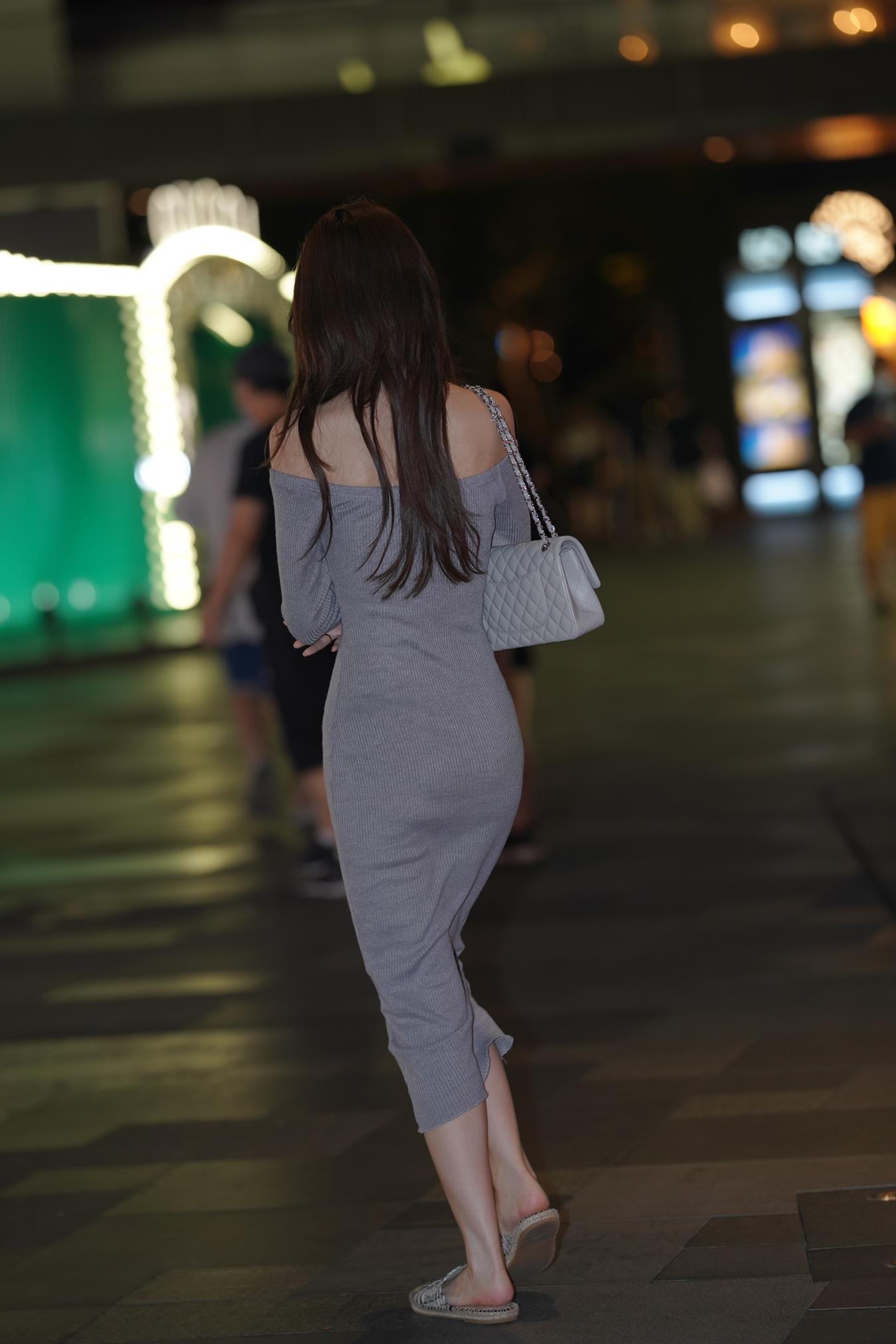 图片[7]-精选唯美街拍 NO.1144 漂亮的一字长裙小解解 [36P]-草丛看图