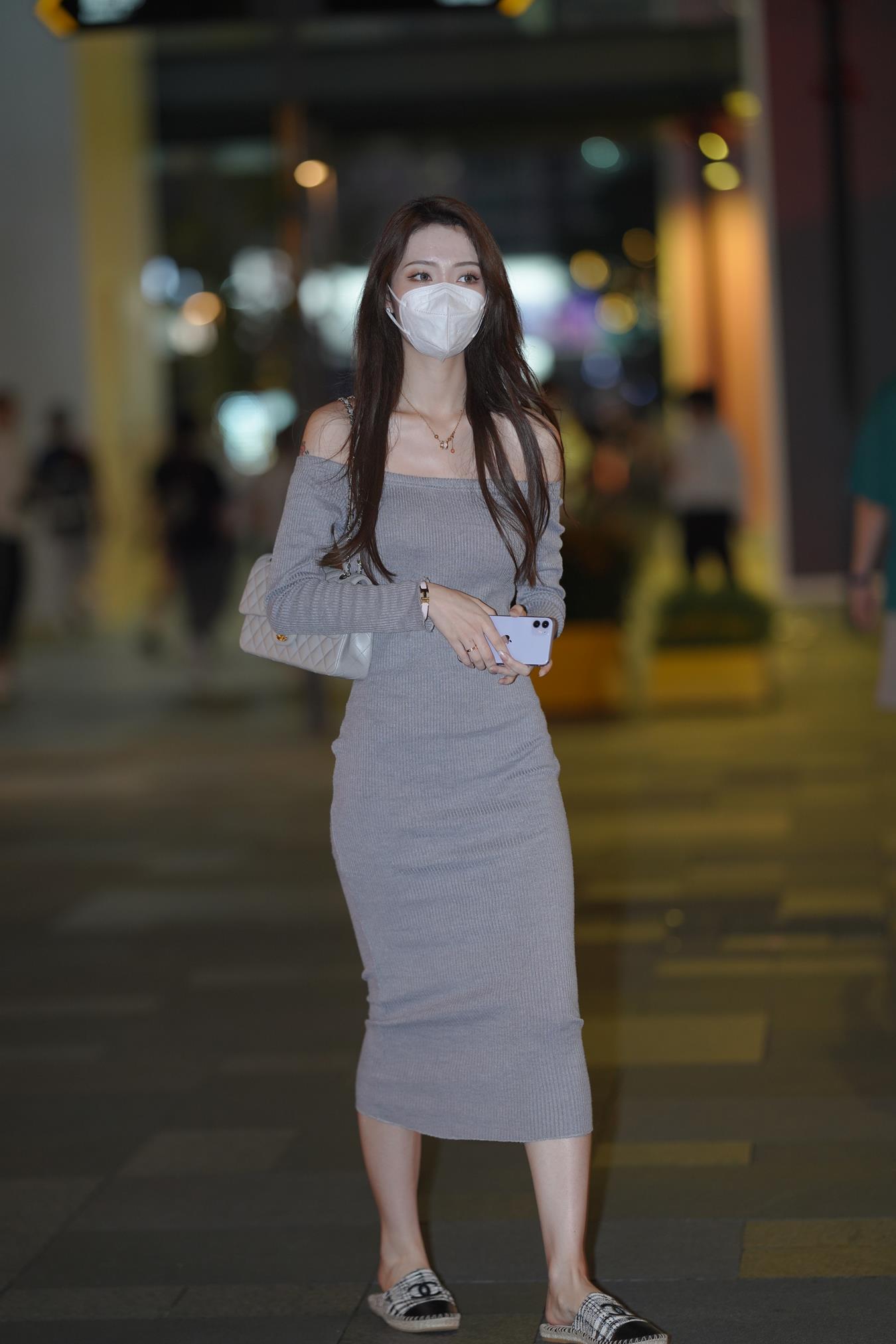 图片[1]-精选唯美街拍 NO.1144 漂亮的一字长裙小解解 [36P]-草丛看图