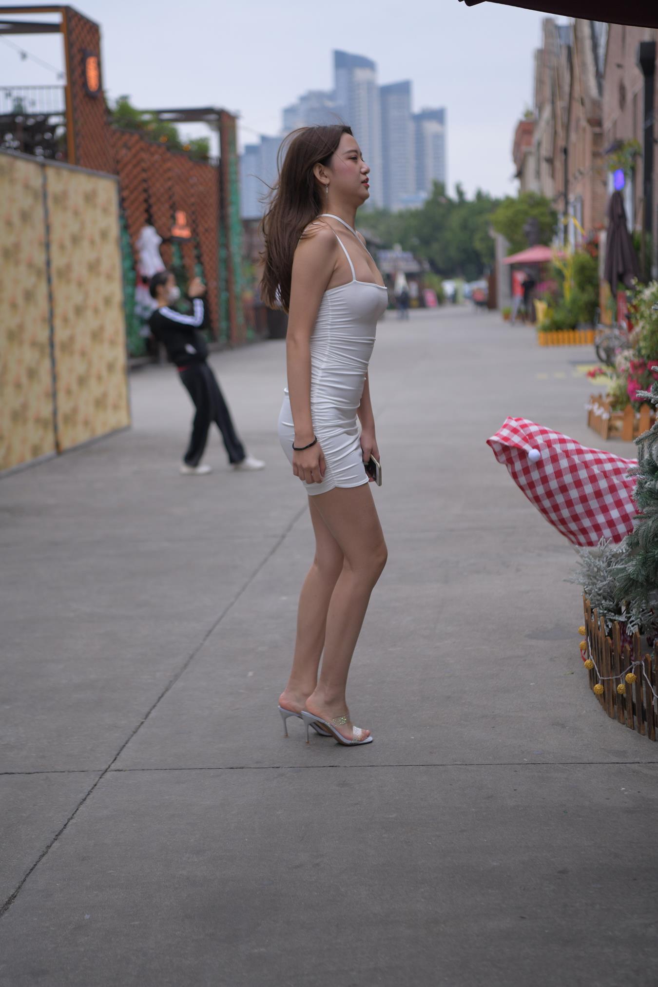 图片[7]-精选唯美街拍 NO.1151 白色包臀裙美女 (1) [84P]-草丛看图