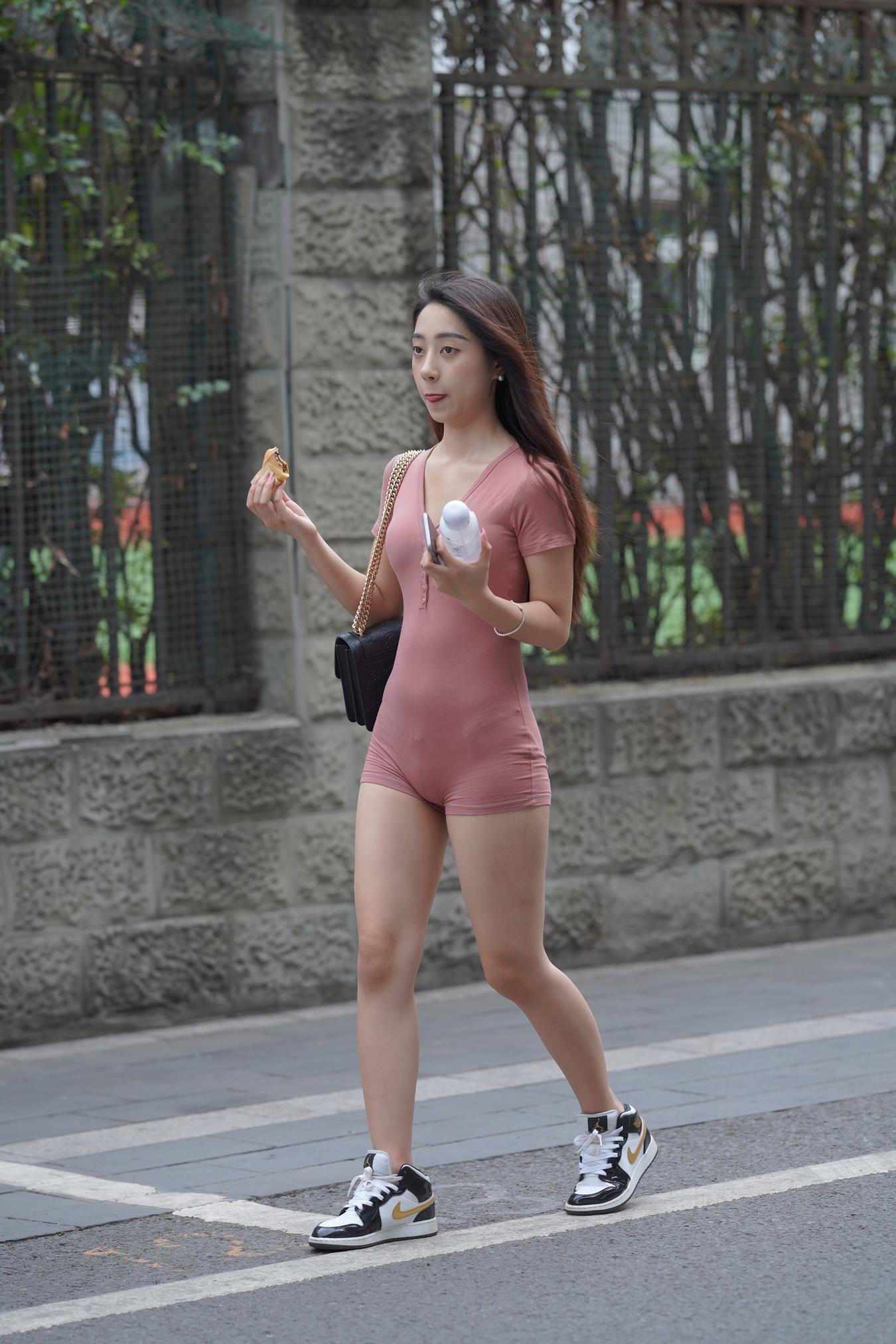 图片[2]-精选唯美街拍 NO.1158  Is It Just Me？(5) [84P]-草丛看图