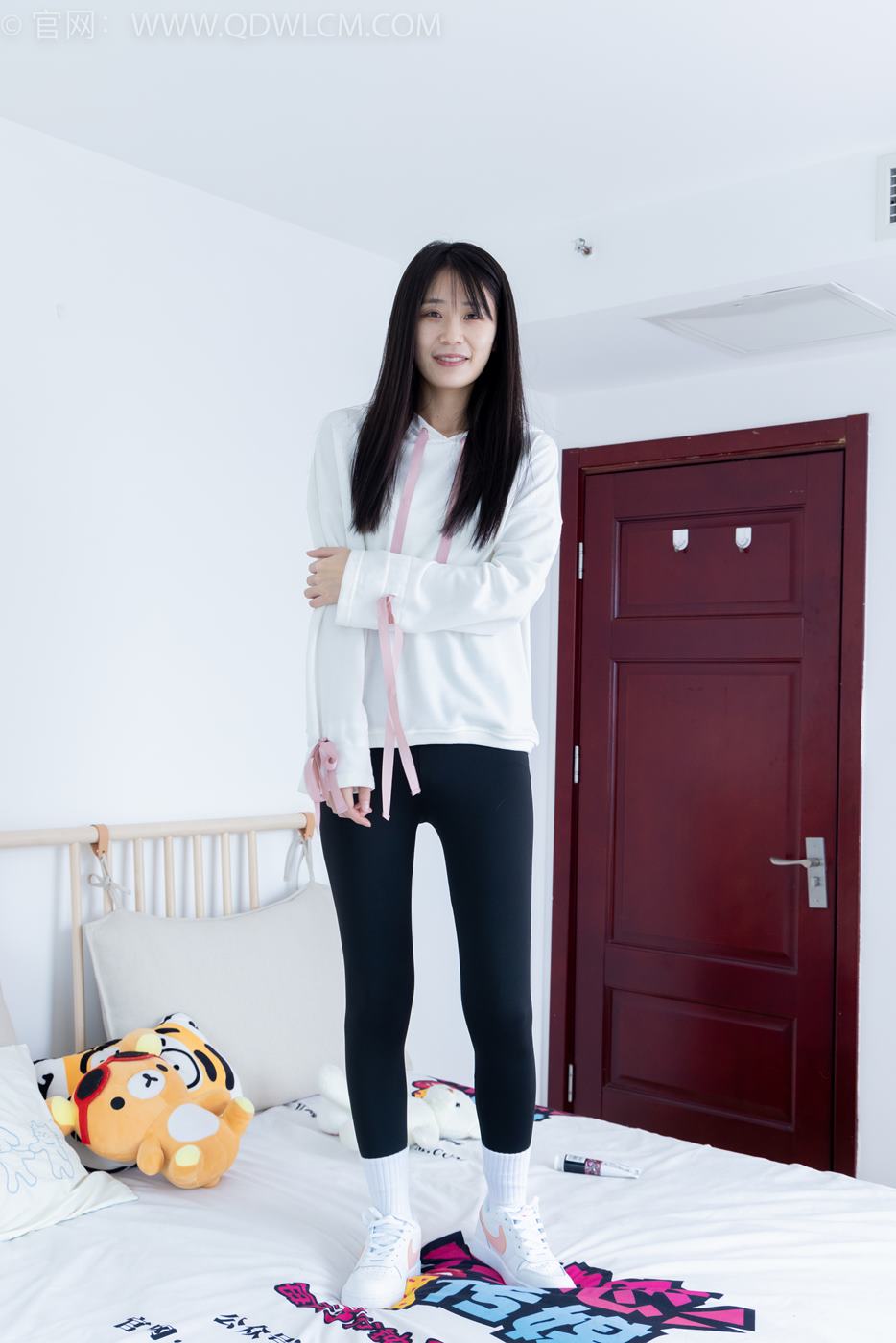 图片[6]-精选勿恋传媒 NO.2097 菜菜-如果你说[160P]-草丛看图