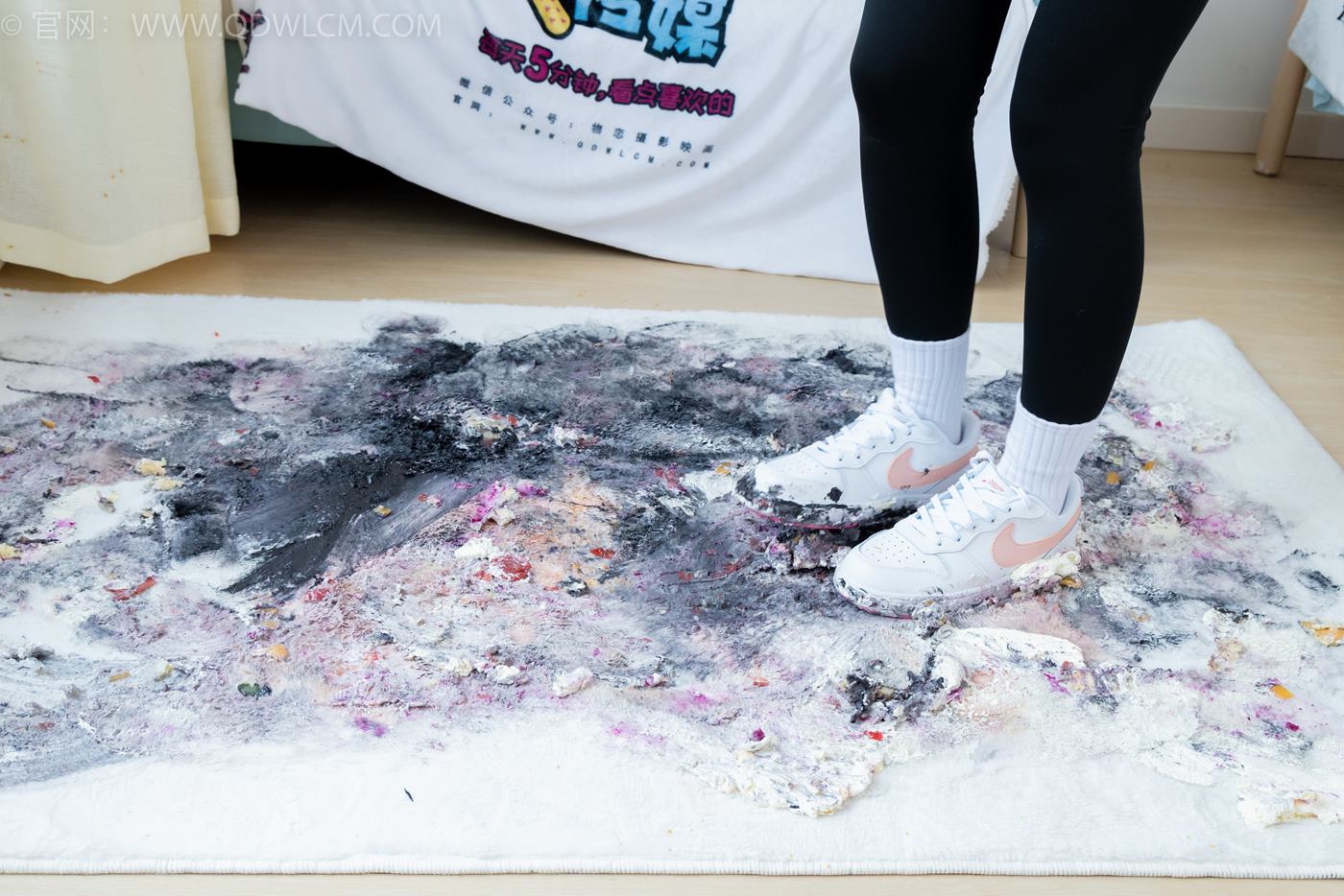 图片[8]-精选勿恋传媒 NO.2097 菜菜-如果你说[160P]-草丛看图