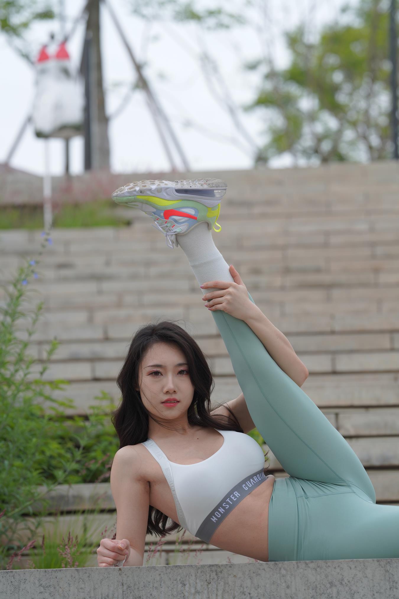 图片[8]-精选唯美街拍 NO.1157 随遇而安  (3) [84P]-草丛看图