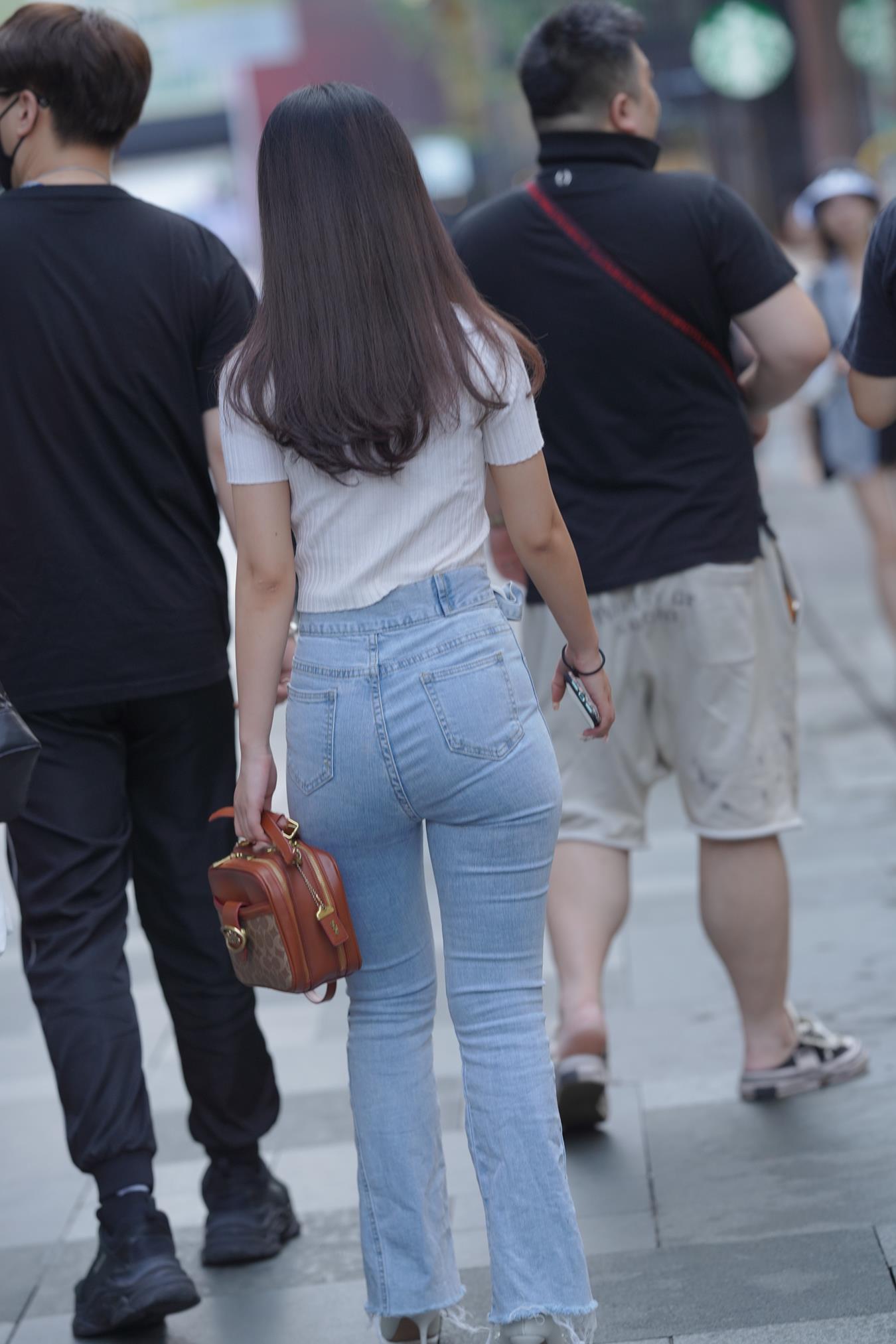 图片[3]-精选唯美街拍 NO.1140  高腰牛仔仅身裤美女 [119P]-草丛看图