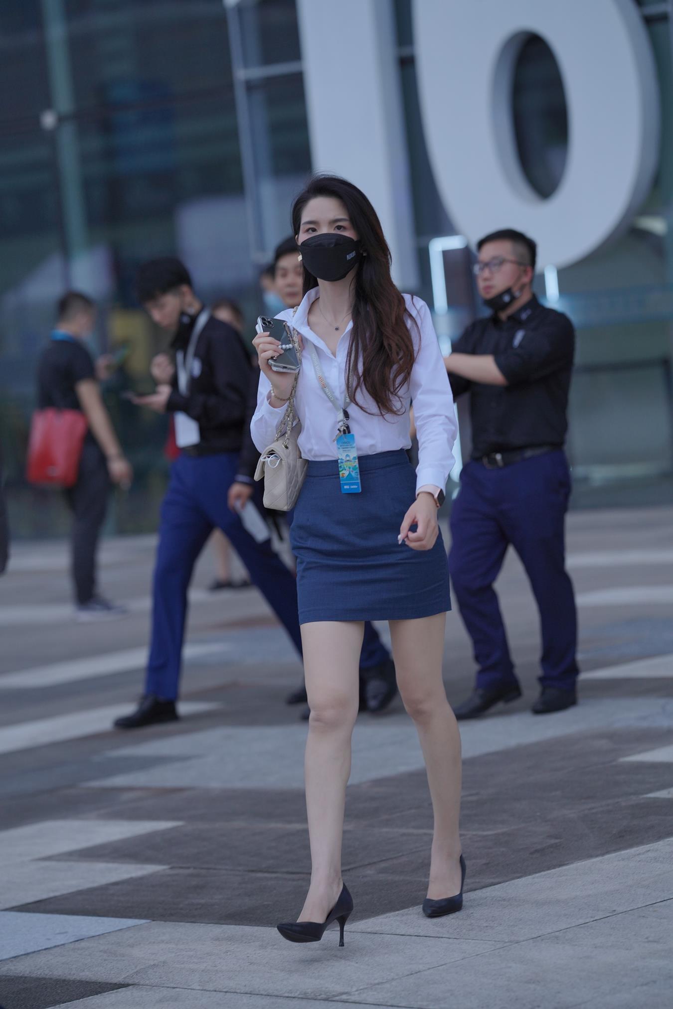 图片[7]-精选唯美街拍 NO.1141 还在上班的蓝裙美女 [65P]-草丛看图