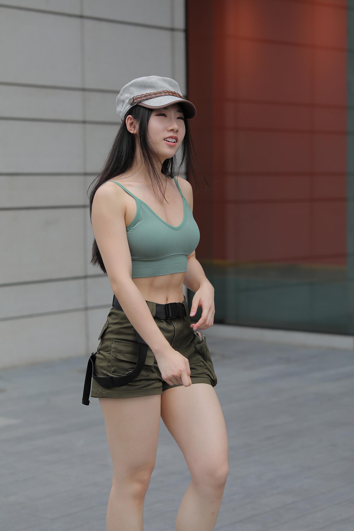 图片[8]-精选唯美街拍 NO.1147 初次见面 让人羡慕的腹肌 (1) [84P]-草丛看图