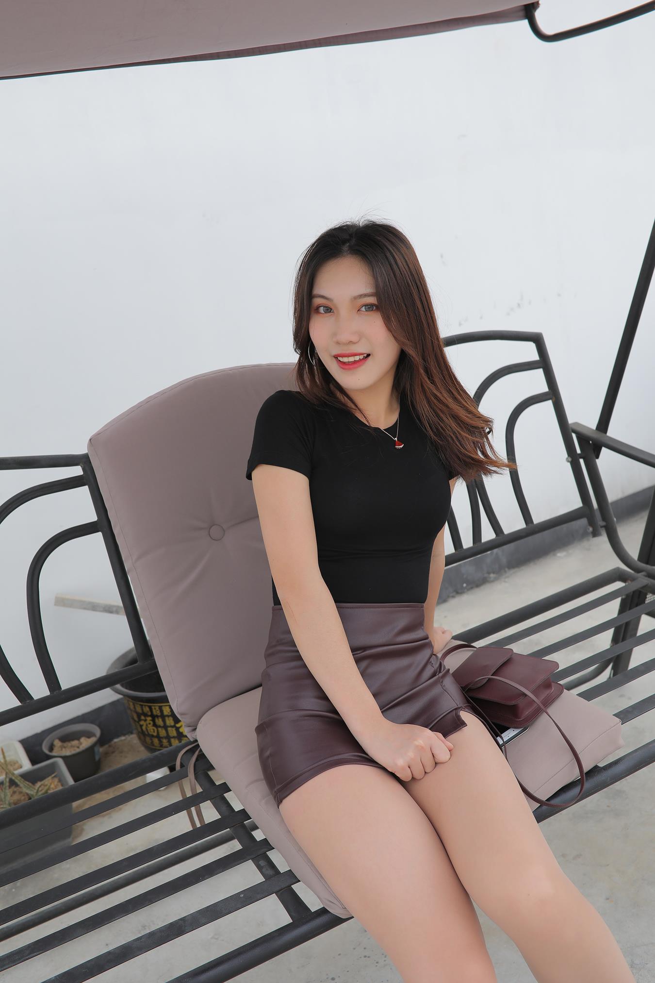 图片[3]-精选唯美街拍 NO.1132 褐色皮短裙丝袜美女 （9） [44P]-草丛看图