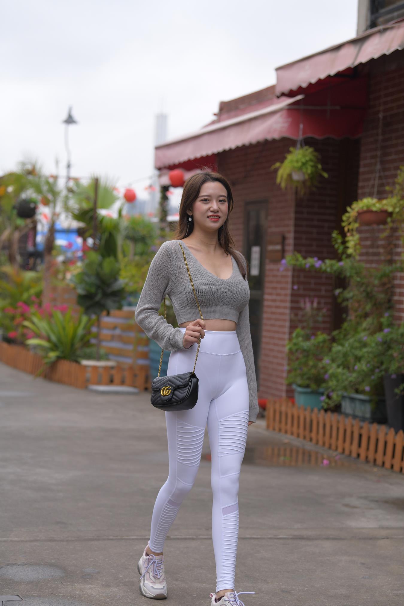 图片[7]-精选唯美街拍 NO.1130 白色仅身裤大长腿美女 (2) [84P]-草丛看图