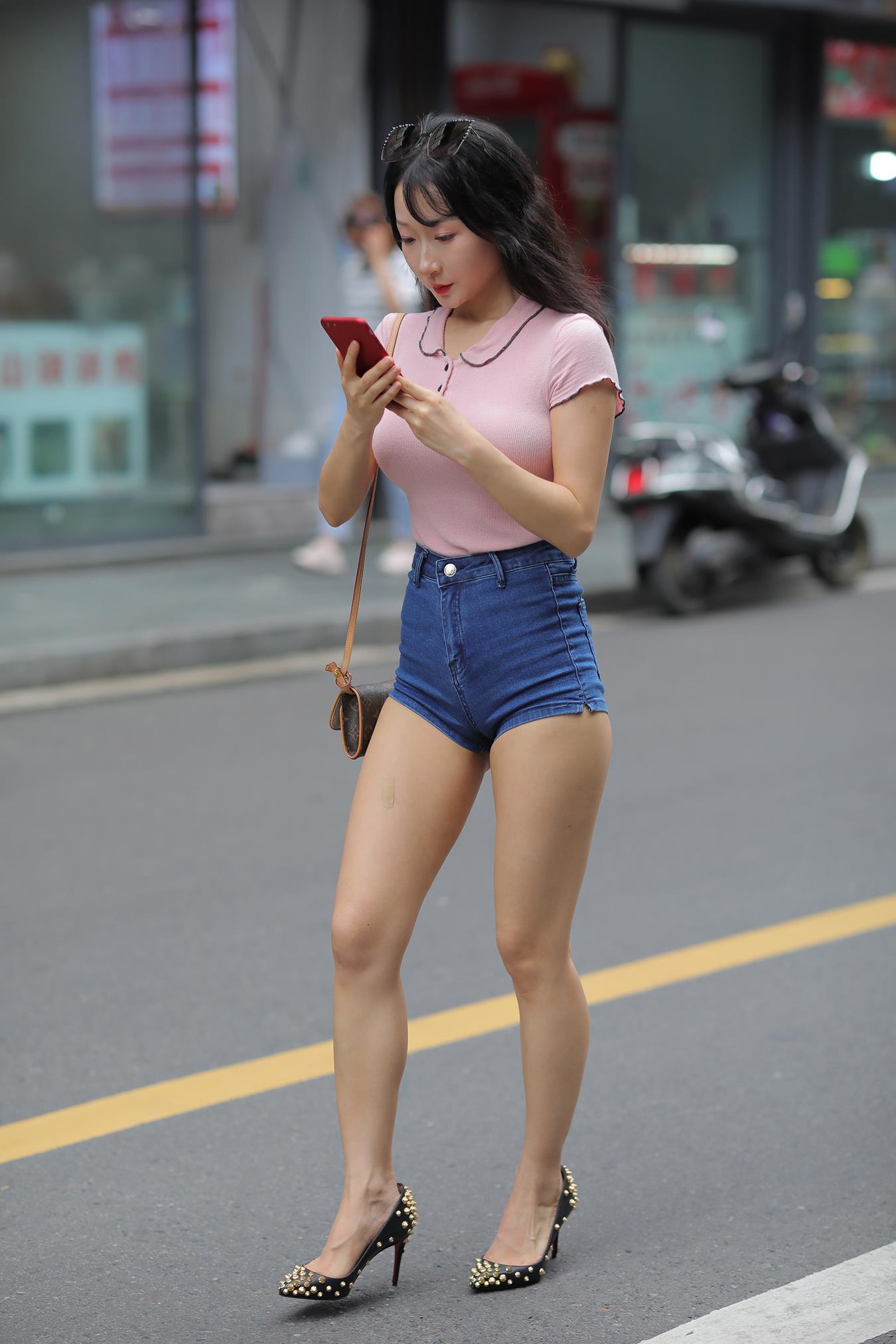 图片[5]-精选唯美街拍 NO.1134 热裤美女  (3) [84P]-草丛看图