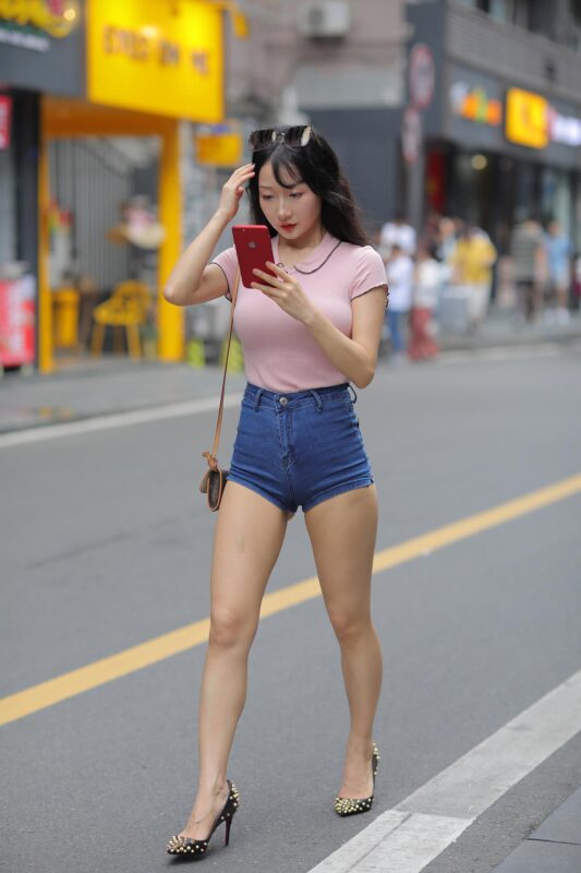 精选唯美街拍 NO.1134 热裤美女  (3) [84P]-草丛看图