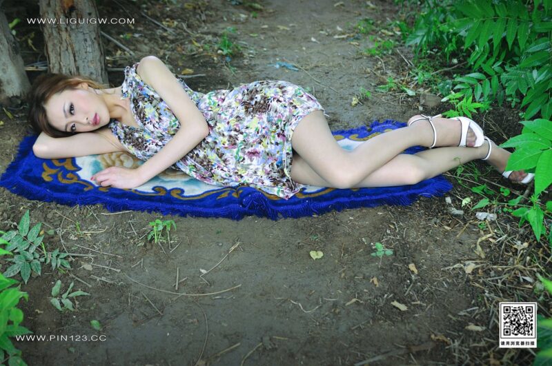 精选[Ligui丽柜]2024.10.15 乡间倩影2 童蕾[30+1P]-草丛看图